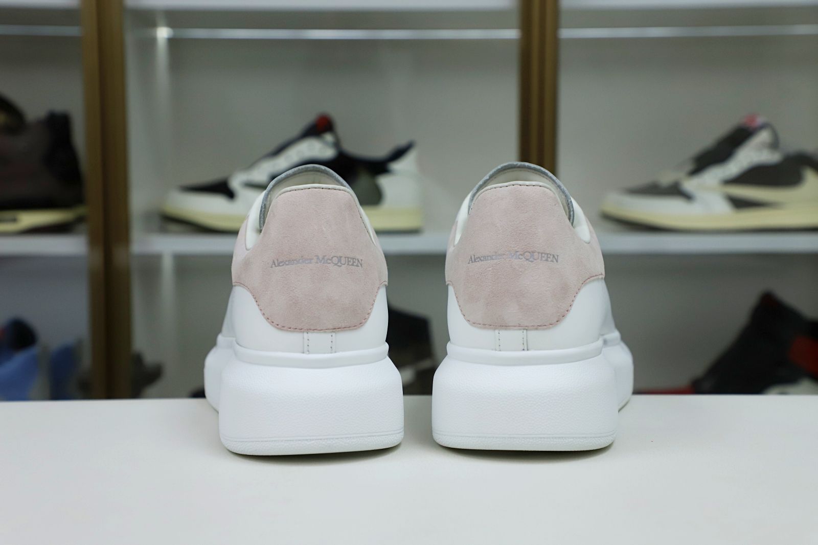 ALXNDER MC MCQUEEN PARIS PINK SUEDE HEEL - finekick.vip