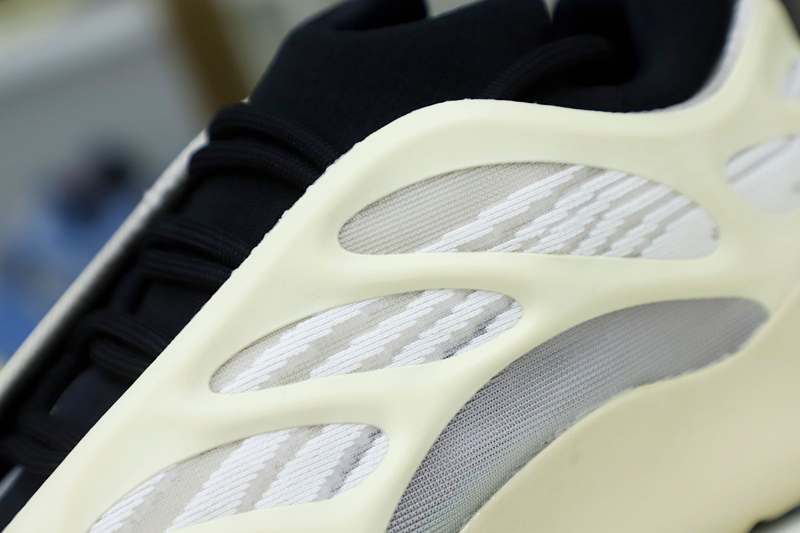 YEEZY 700 V3 'AZAEL' - finekick.vip