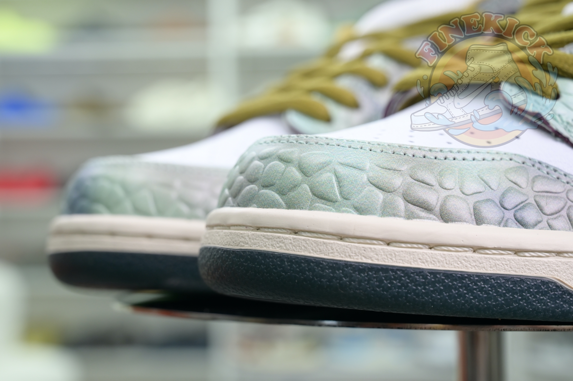 Alexis Sablone x Nike Dunk SB Low - finekick.vip