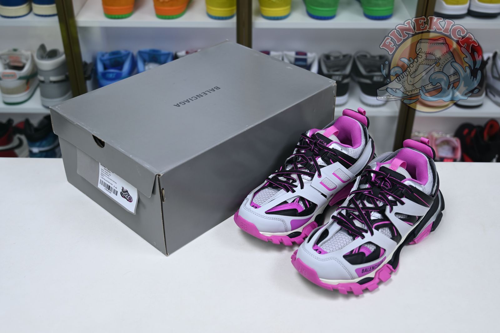 Balenciaga BLGA  Track(LED) - finekick.vip