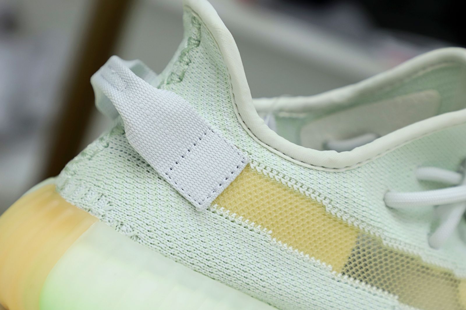 YEEZY BOOST 350 V2 'HYPERSPACE' - finekick.vip