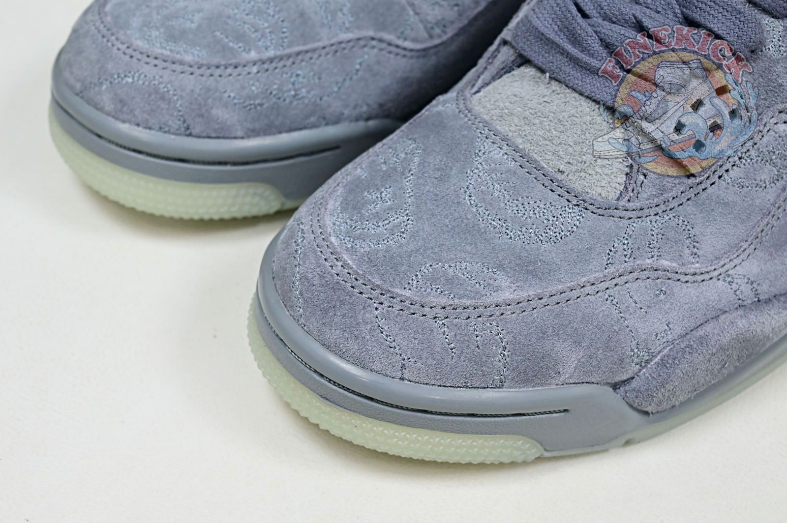 Air Jordan 4 retro kaws - finekick.vip