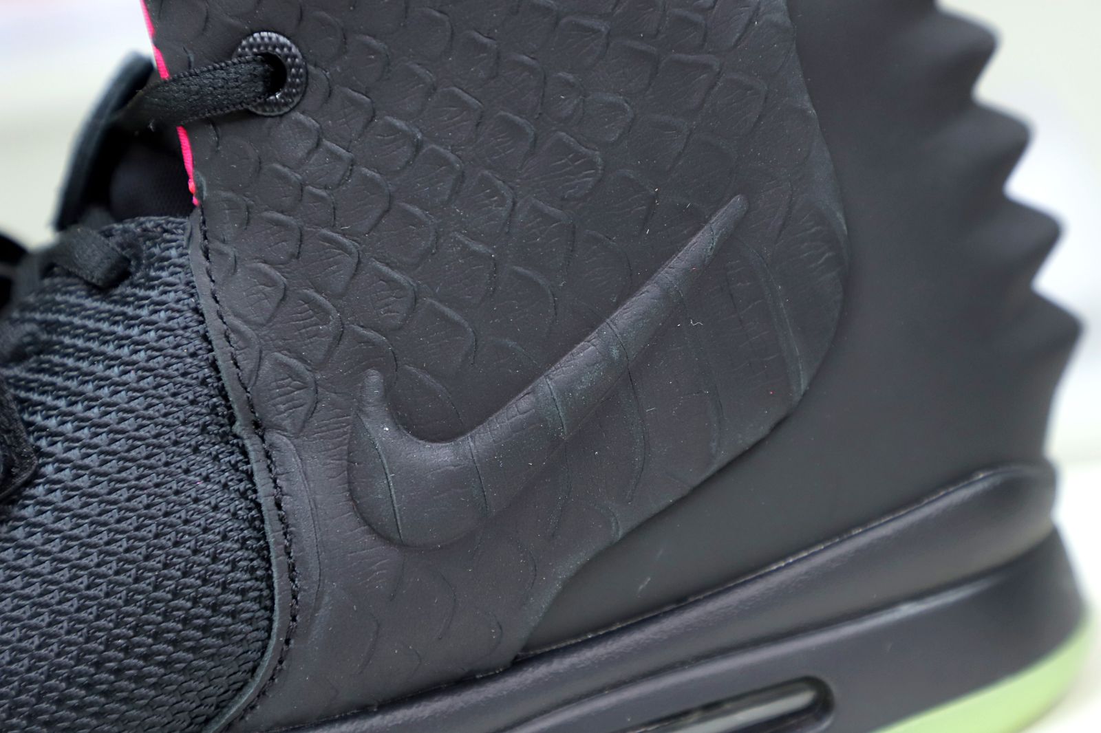 Nike Air Yeezy 2 solar red - finekick.vip