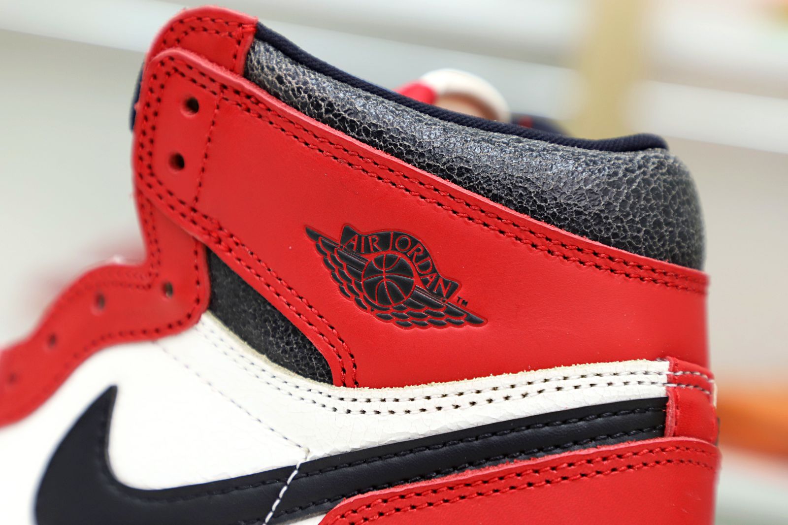 AIR JORDAN 1 REIMAGINED LOST AND FOUND “CHICAGO” 2022 - finekick.vip