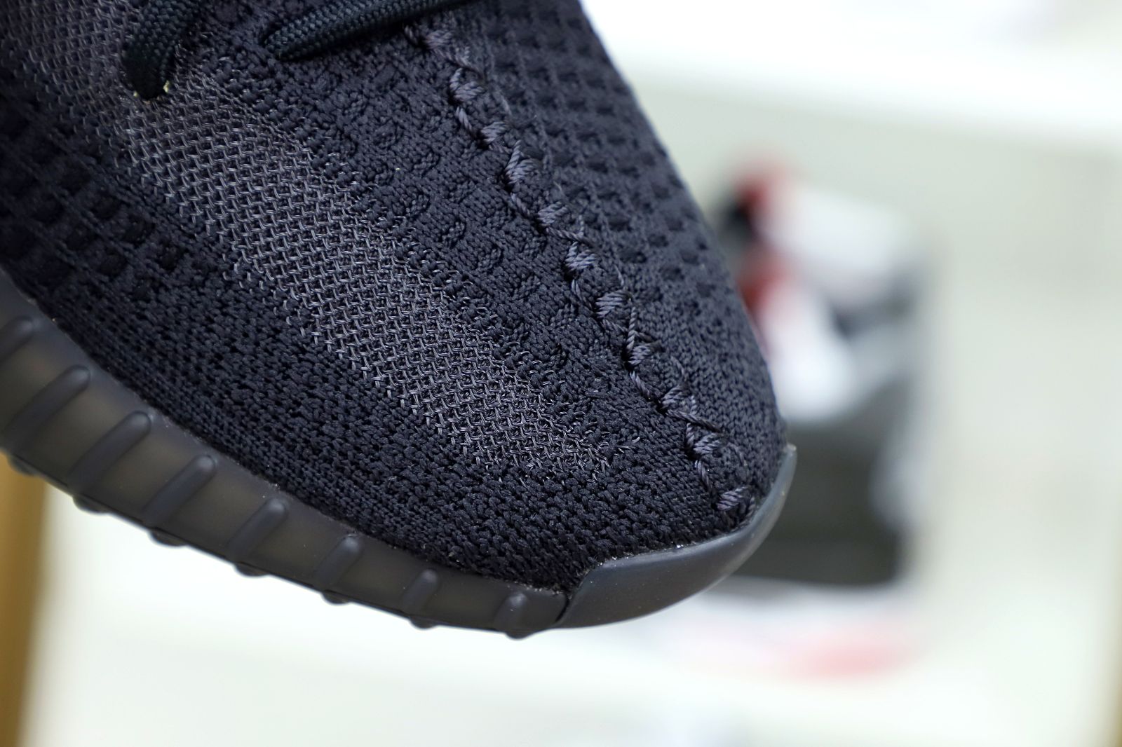 YEEZY BOOST 350 V2 ONYX - finekick.vip