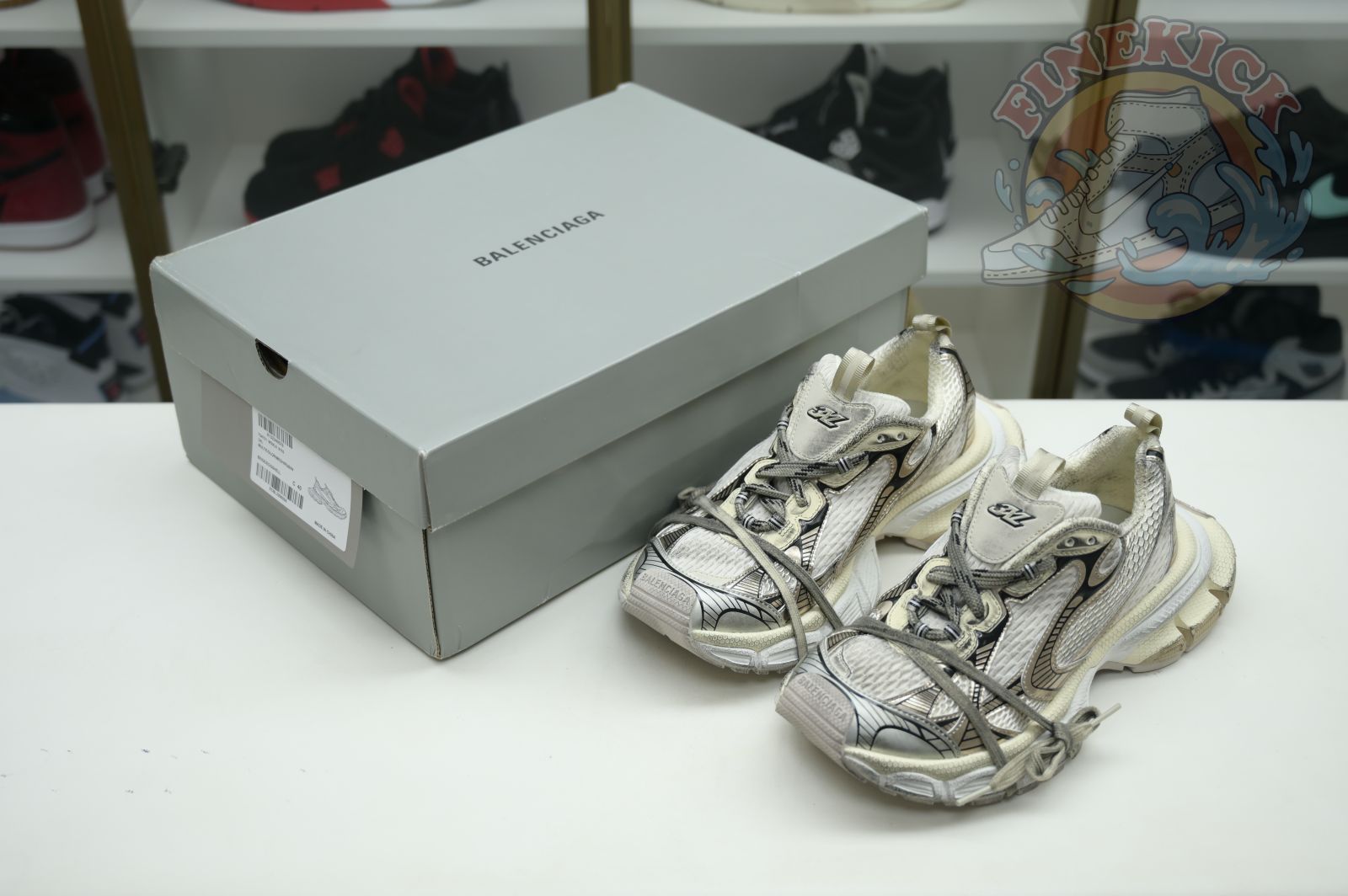 Balenciaga 3XL - finekick.vip