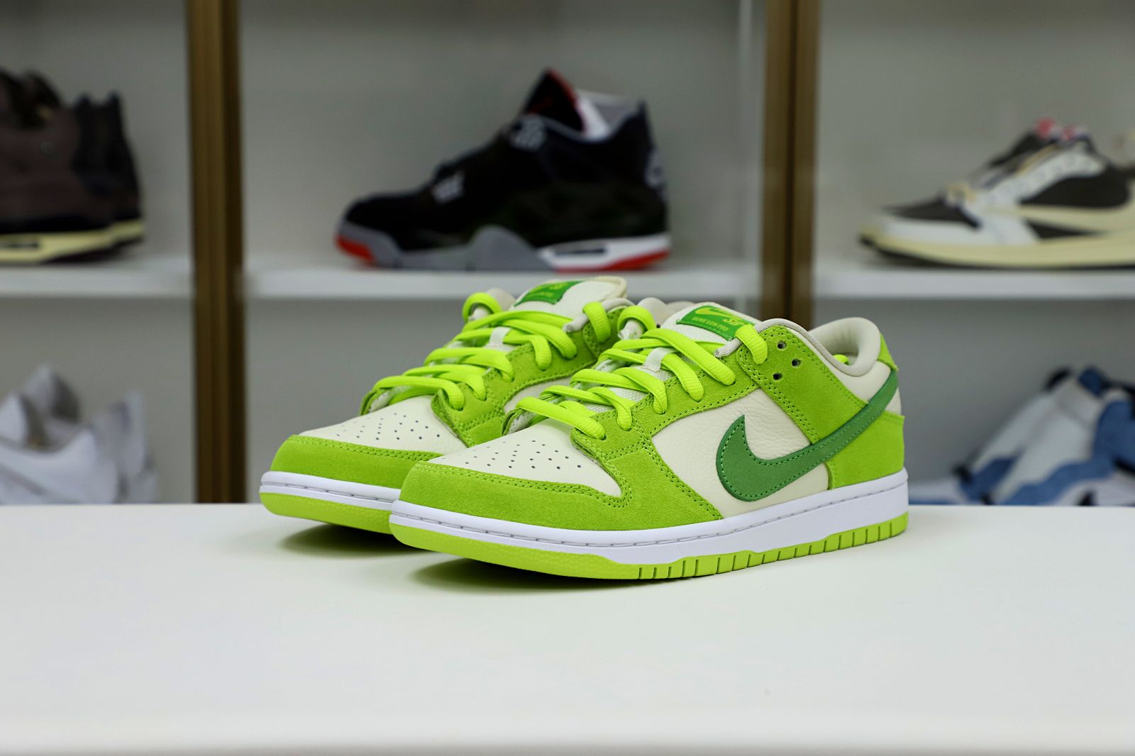 NIKE SB DUNK LOW GREEN APPLE 2022 - finekick.vip