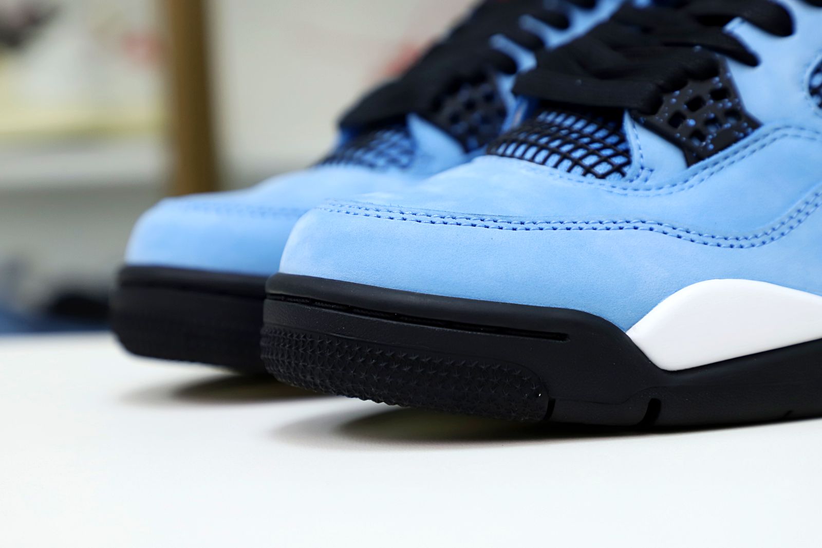 TRAVIS SCOTT X AIR JORDAN 4 RETRO 'CACTUS JACK' FRIENDS & FAMILY - finekick.vip