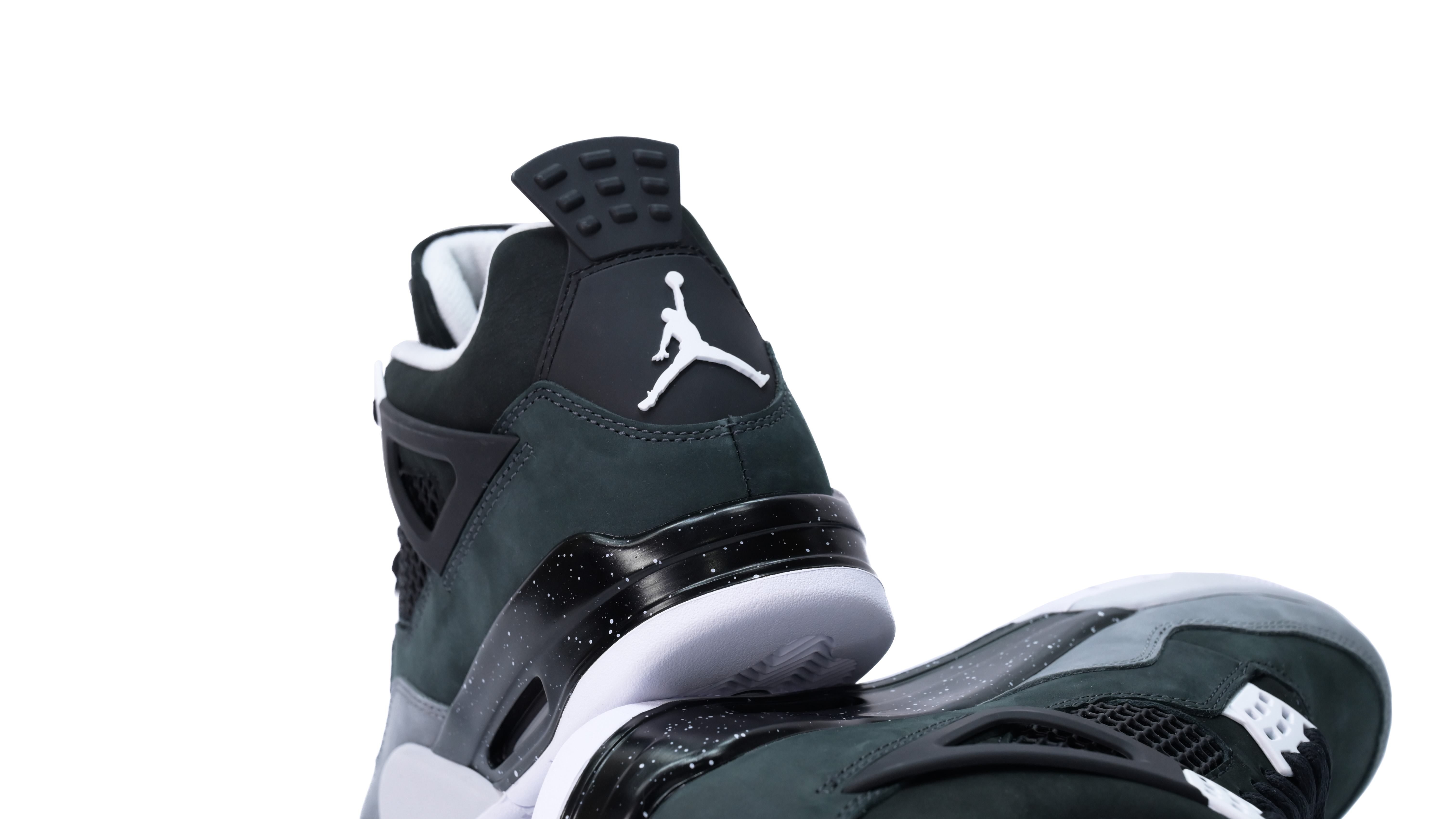 Air Jordan 4