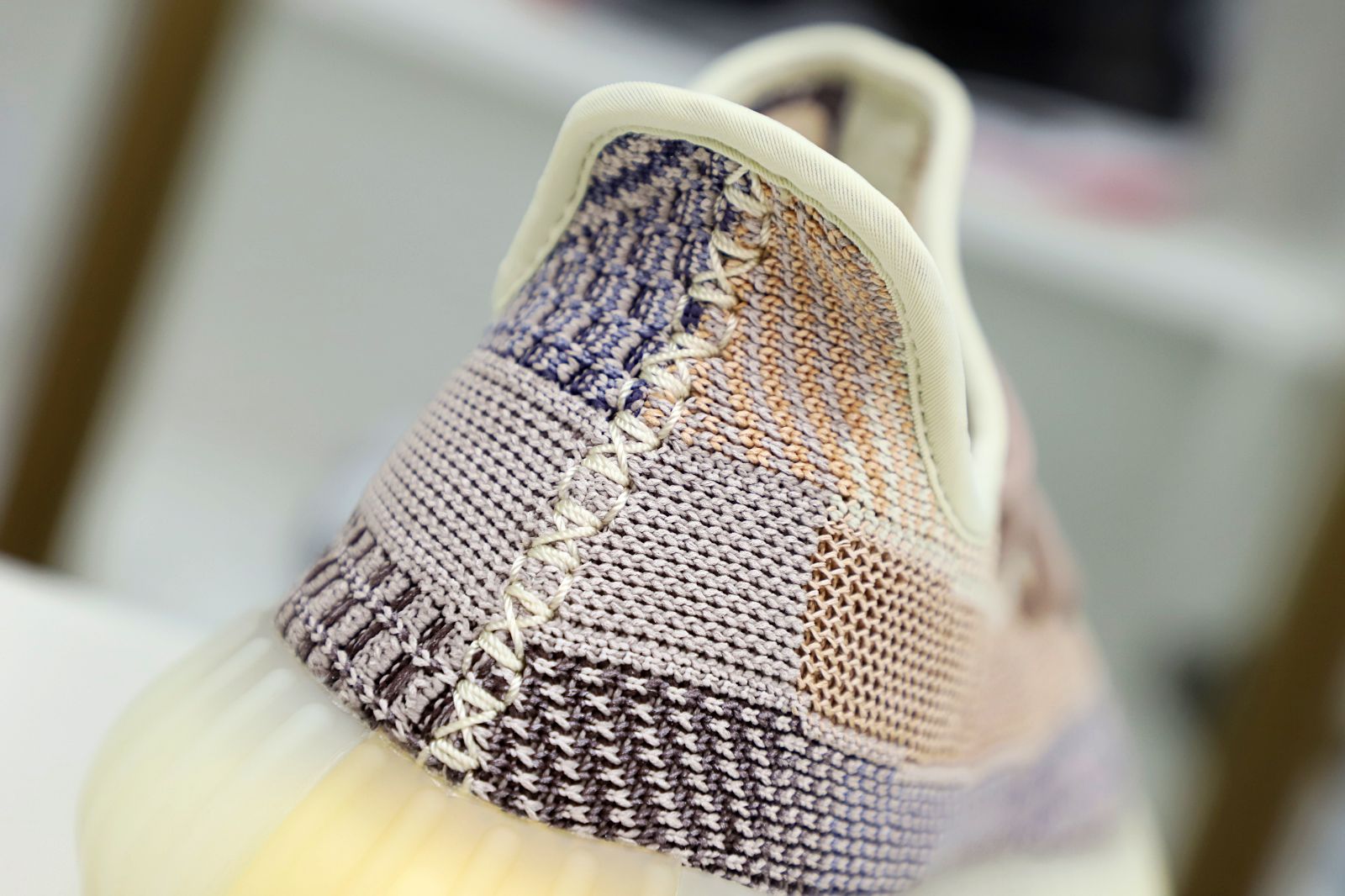 YEEZY BOOST 350 V2 'ASH PEARL' - finekick.vip