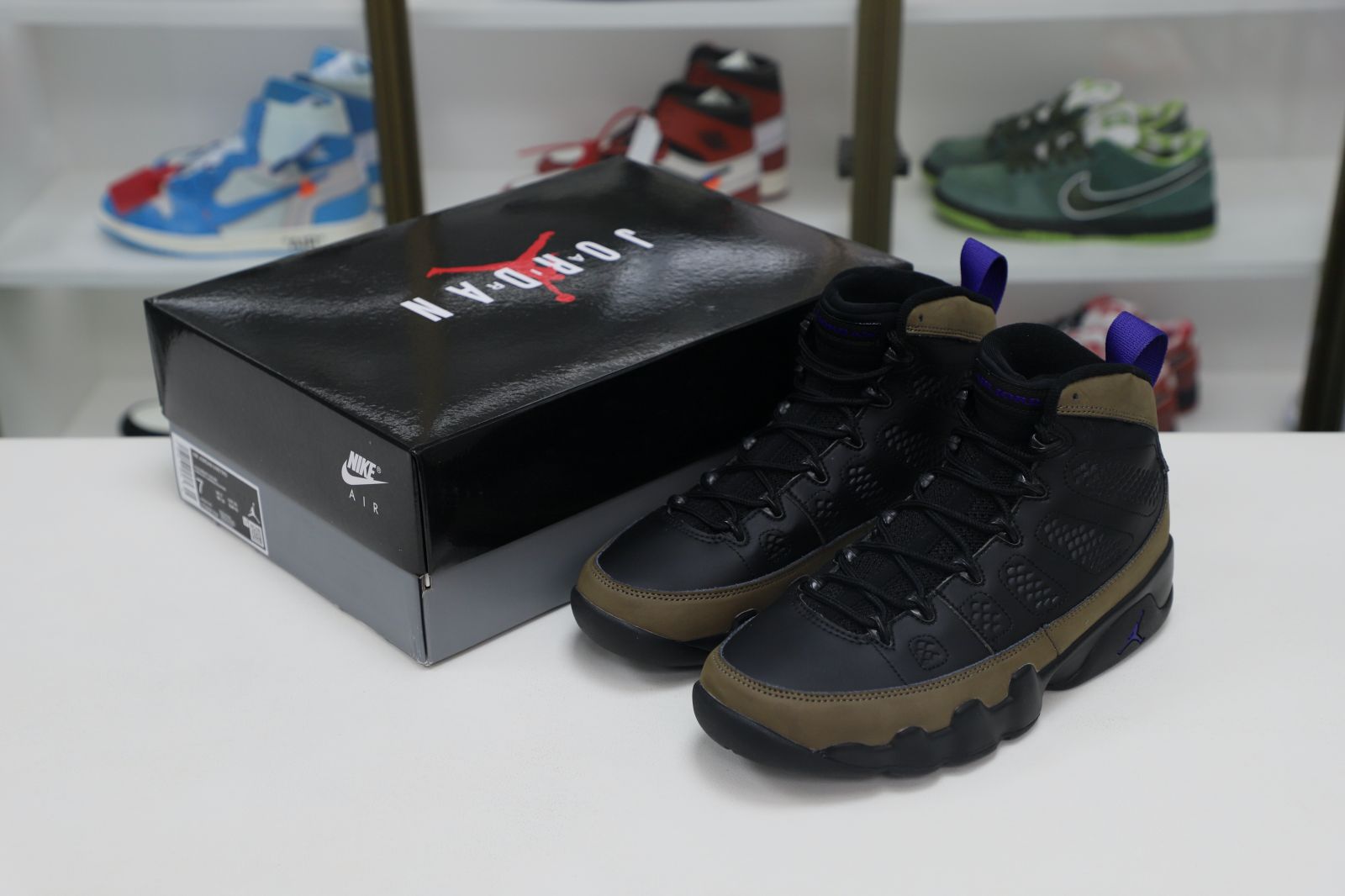 Air Jordan 9