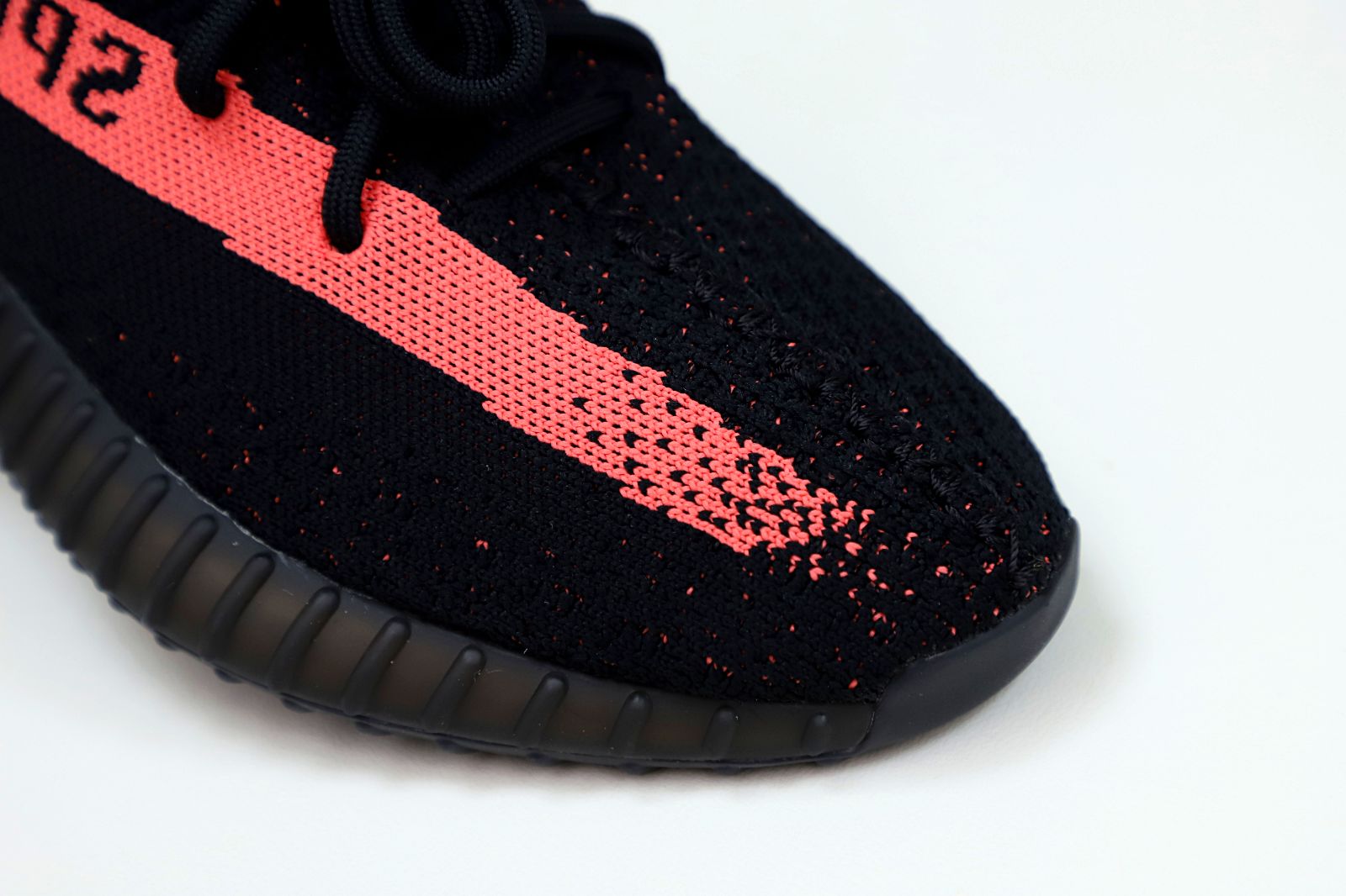 YEEZY BOOST 350 V2 'RED' - finekick.vip