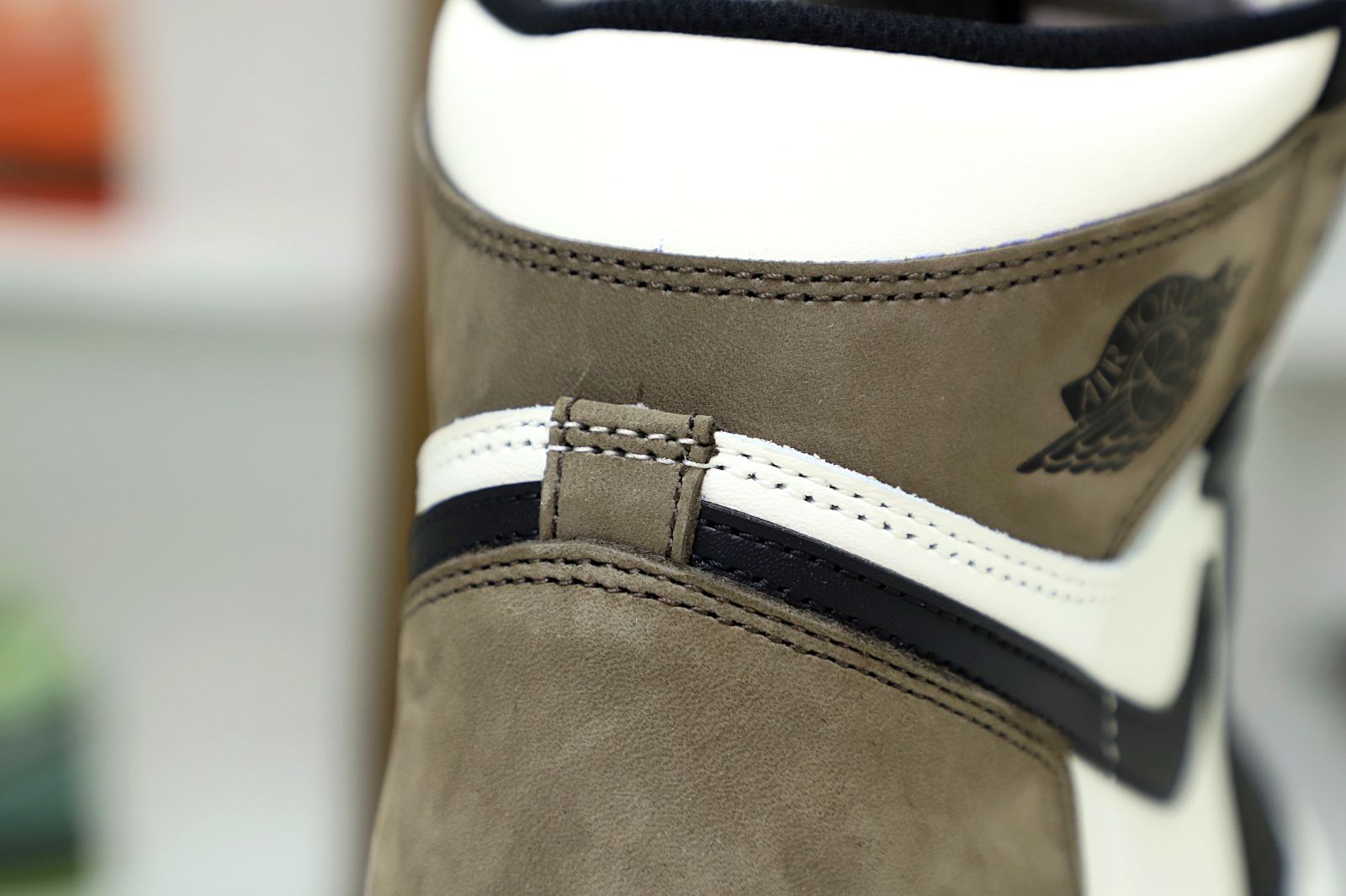 AIR JORDAN 1 RETRO HIGH OG 'DARK MOCHA' - finekick.vip