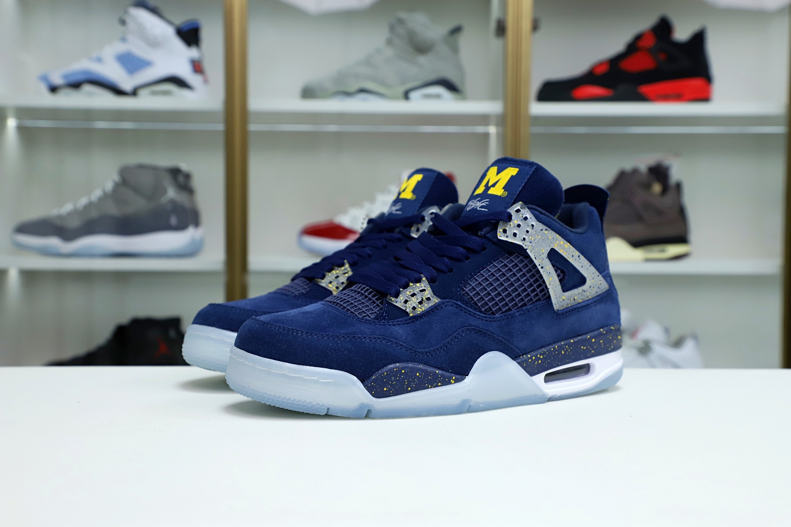 Air Jordan 4 - finekick.vip