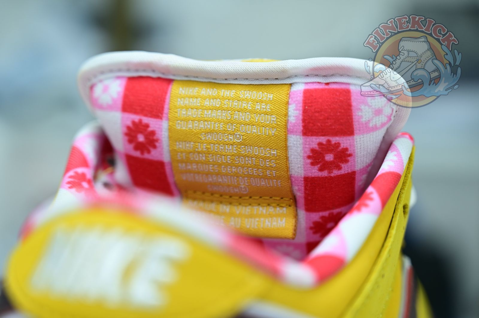 Nike Dunk SB Low YellowLobster - finekick.vip
