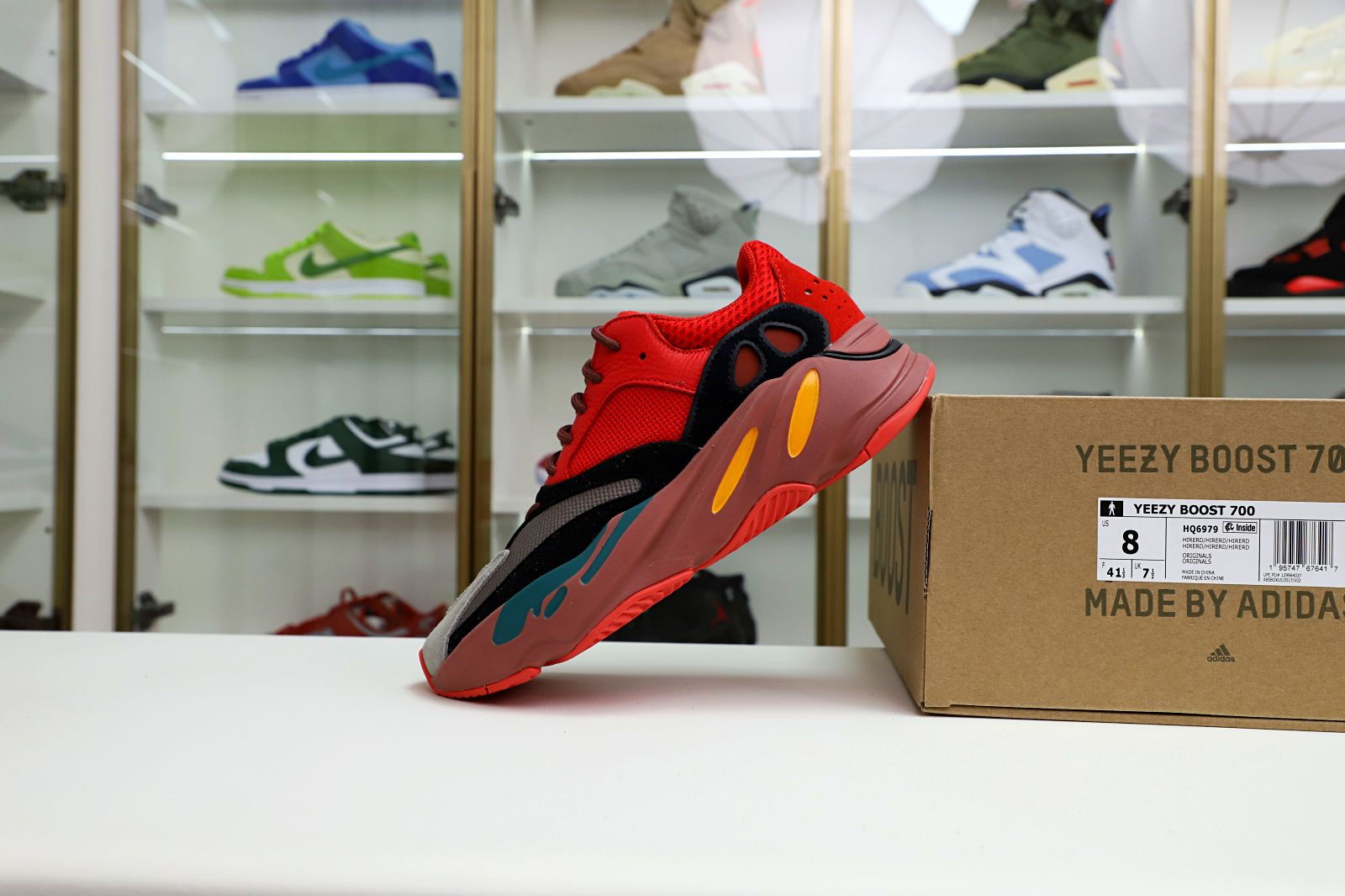 YEEZY BOOST 700 HI-RES RED HQ6979 - finekick.vip