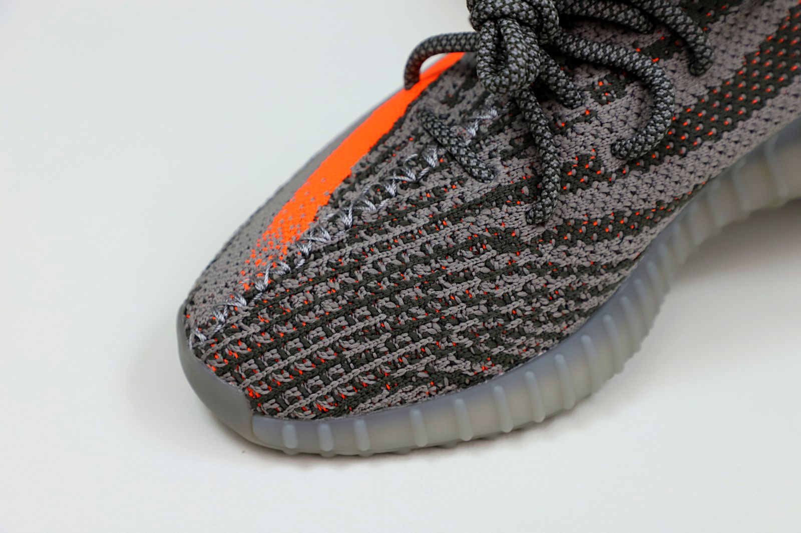 YEEZY BOOST 350 V2 'BELUGA' - finekick.vip