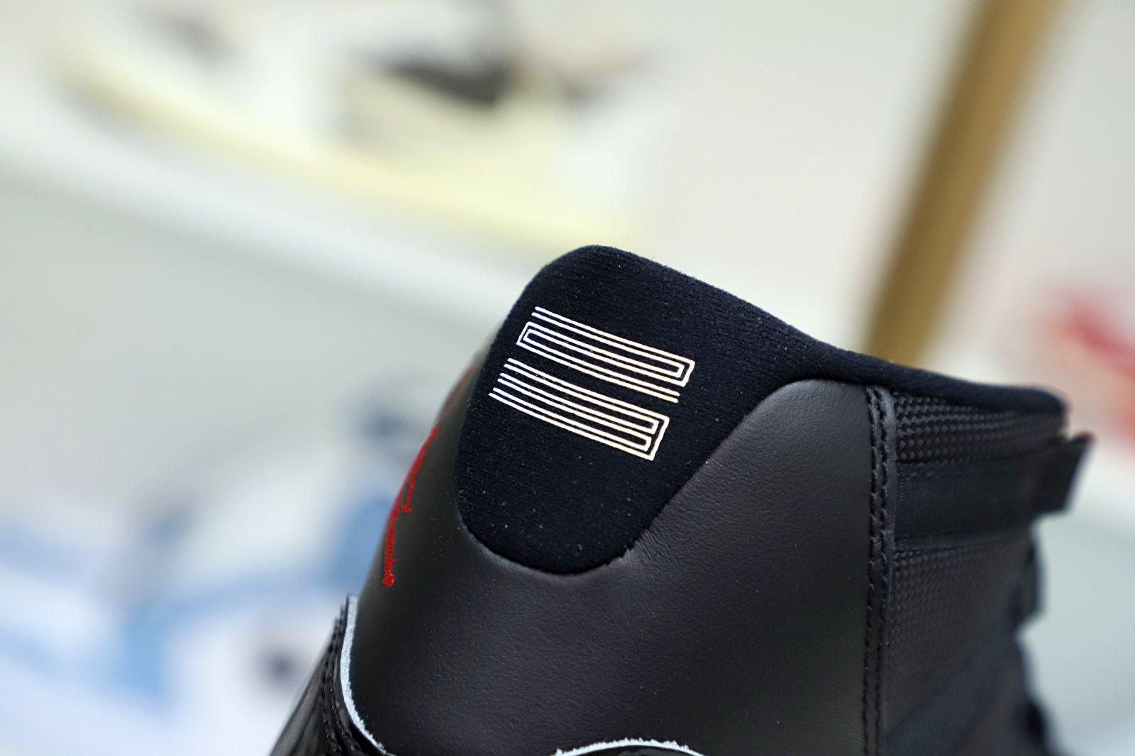 AIR JORDAN 11 RETRO 'BRED' 2019 - finekick.vip