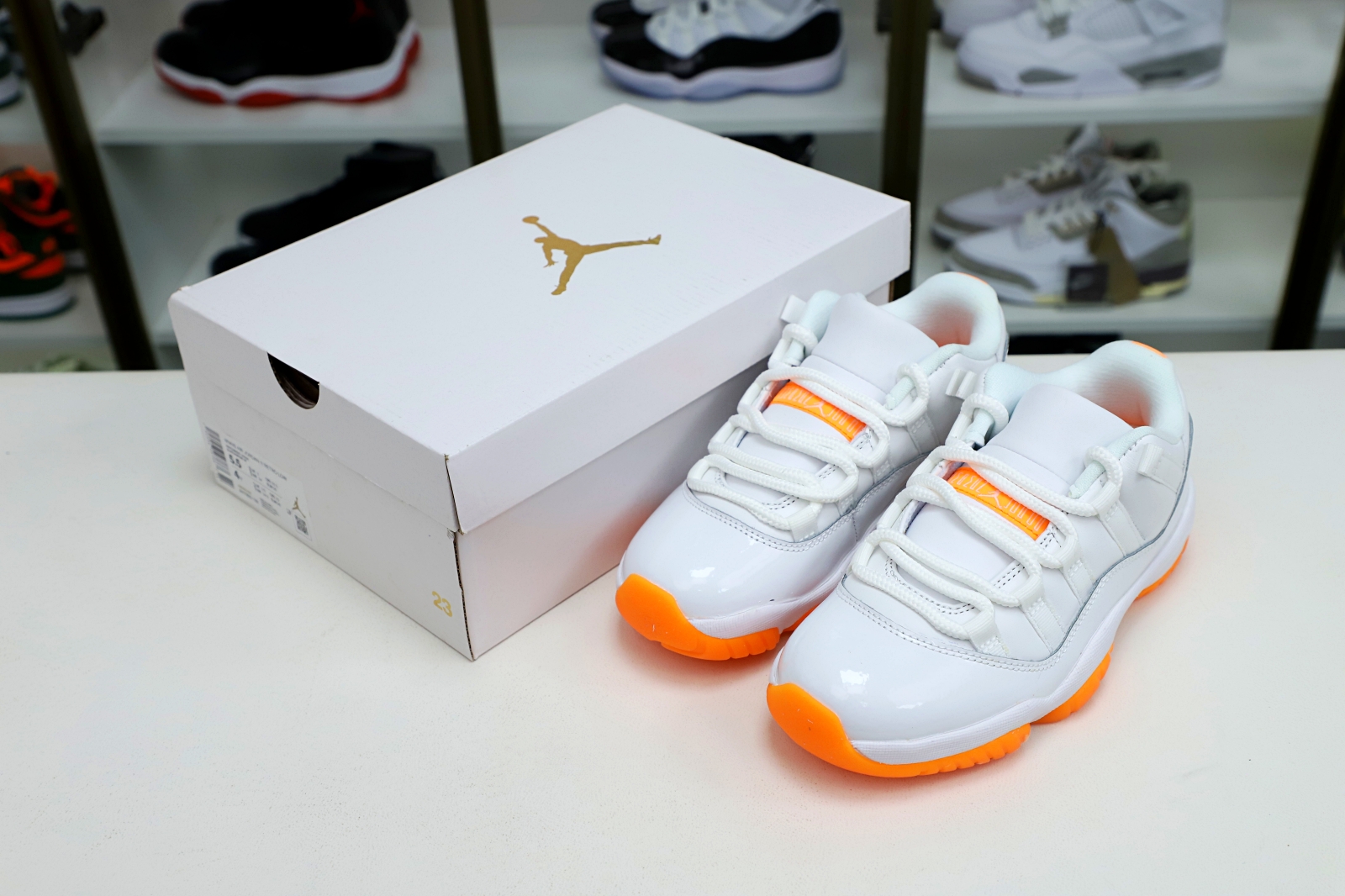 WMNS AIR JORDAN 11 RETRO LOW 'BRIGHT CITRUS' - finekick.vip