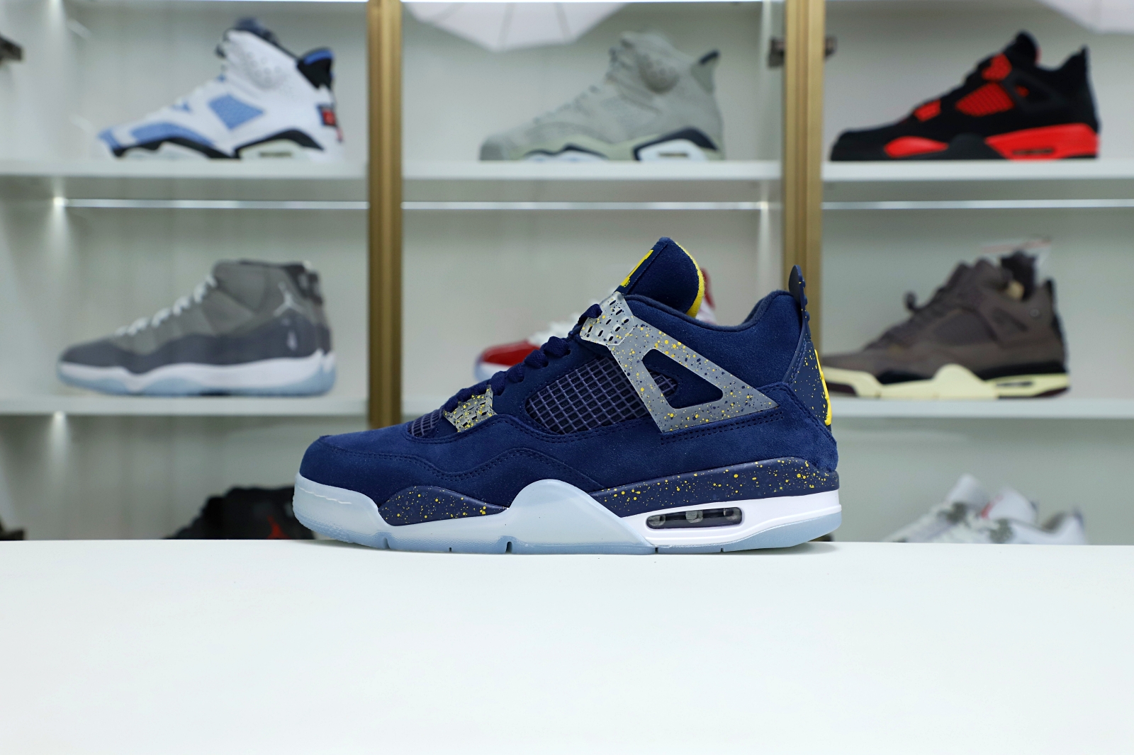 Air Jordan 4 - finekick.vip