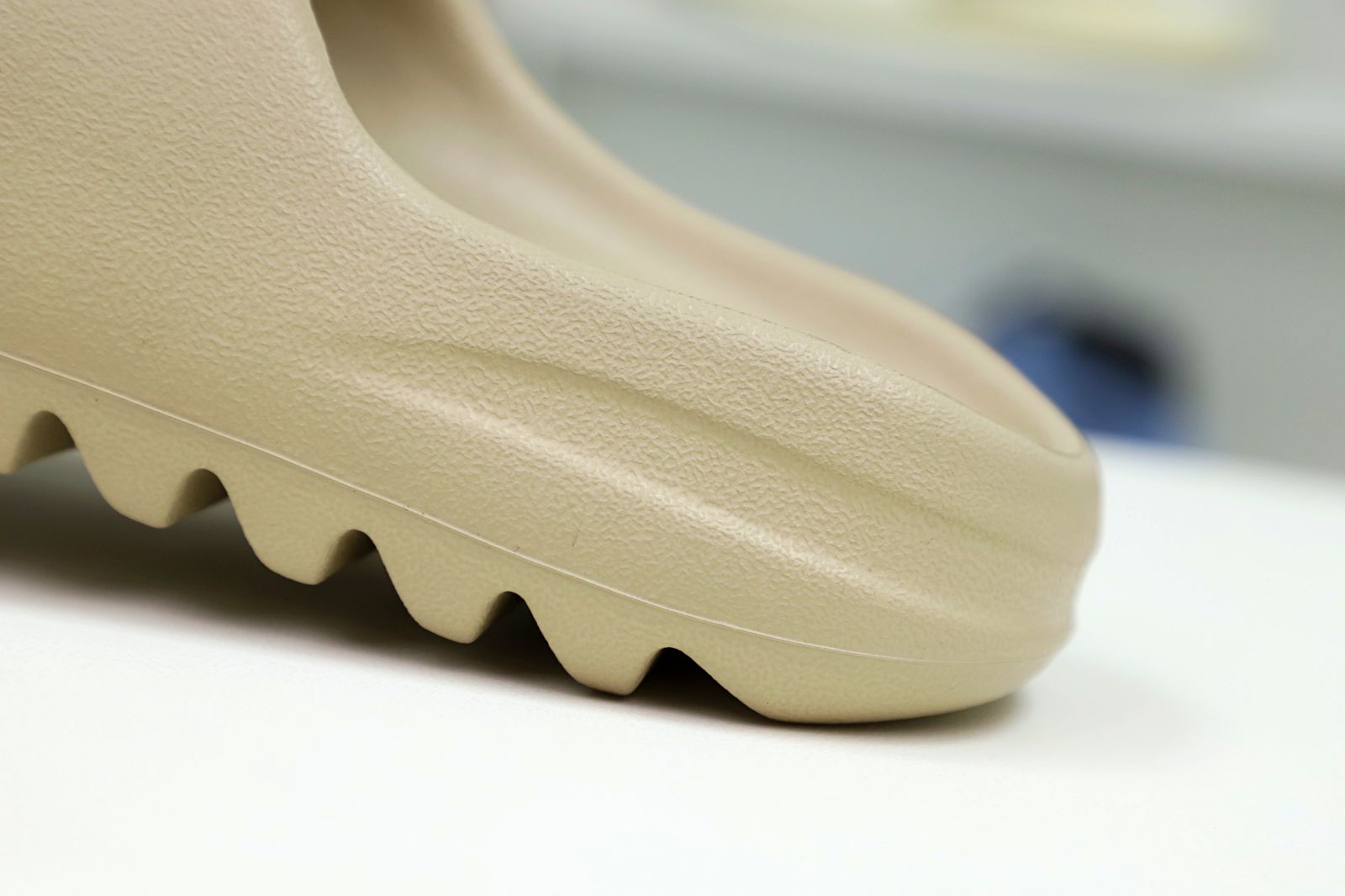 YEEZY SLIDES GW1934 - finekick.vip
