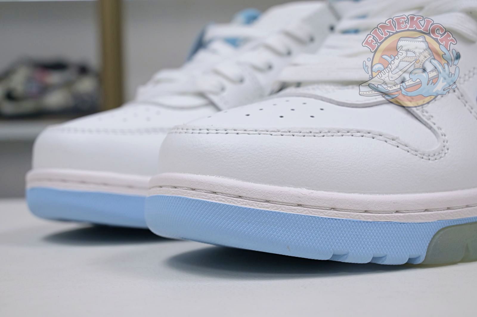 OFF-WHITE Ous Of Office - finekick.vip