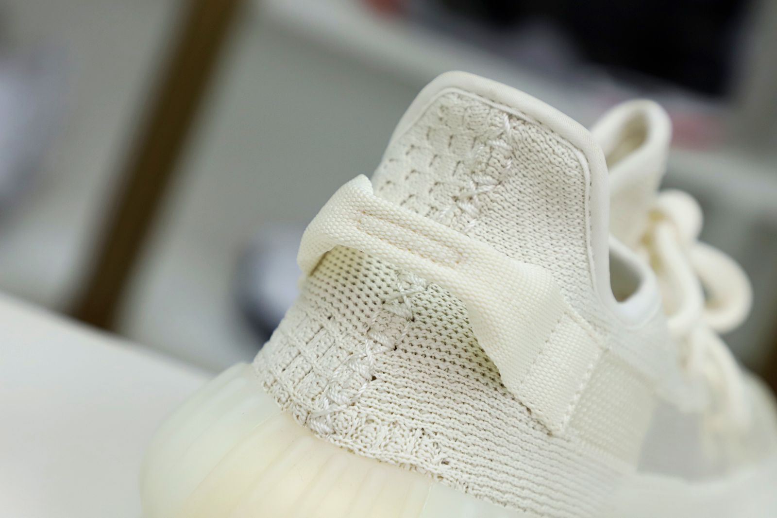 YEEZY BOOST 350 V2 “PURE OAT” - finekick.vip