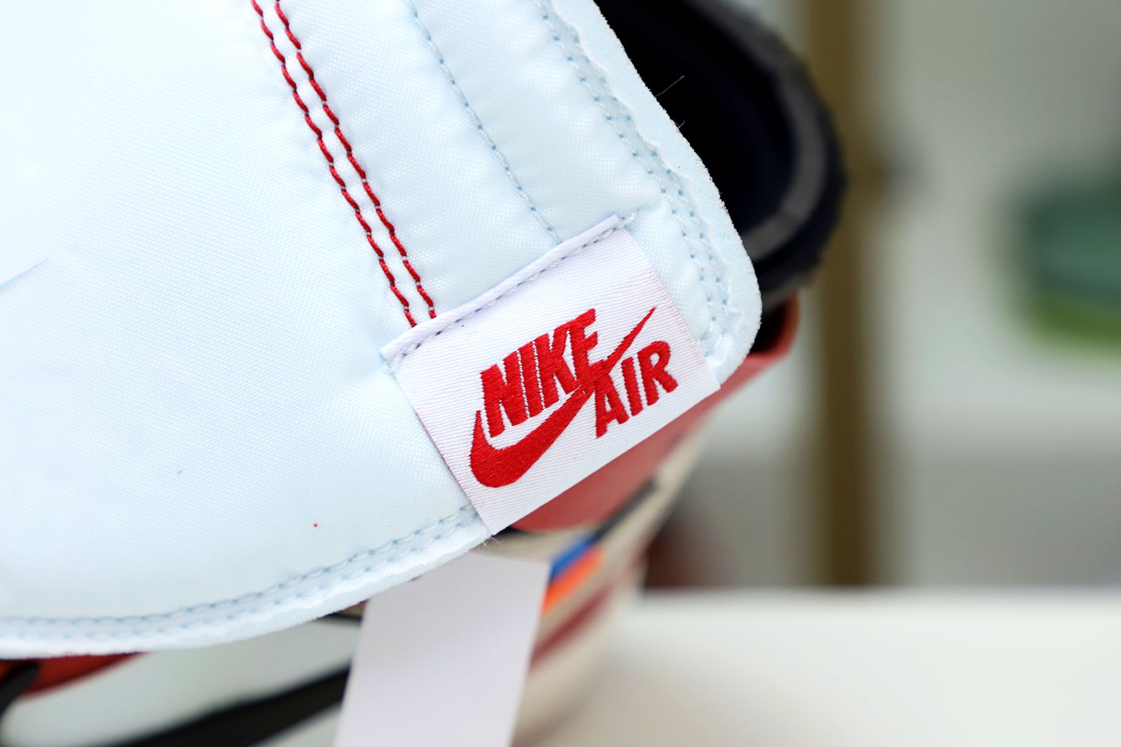 OFF-WHITE X AIR JORDAN 1 RETRO HIGH OG 'CHICAGO' - finekick.vip