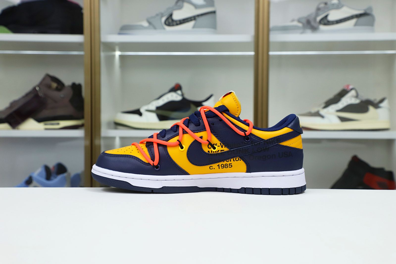OFF-WHITE X DUNK LOW 'UNIVERSITY GOLD' - finekick.vip