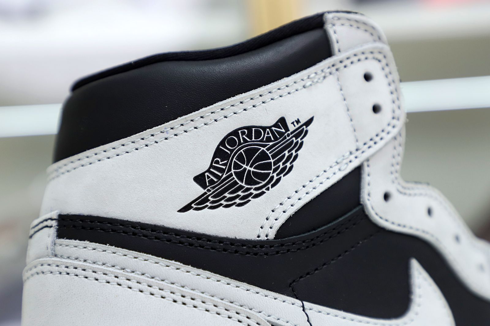 Air Jordan 1 Retro High OG  Shadow 2.0 - finekick.vip