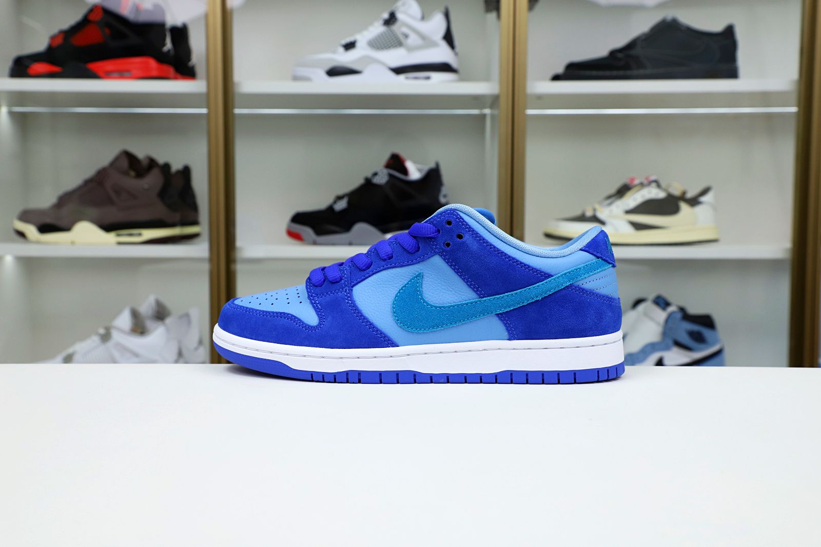 NIKE SB DUNK LOW BLUE RASPBERRY - finekick.vip