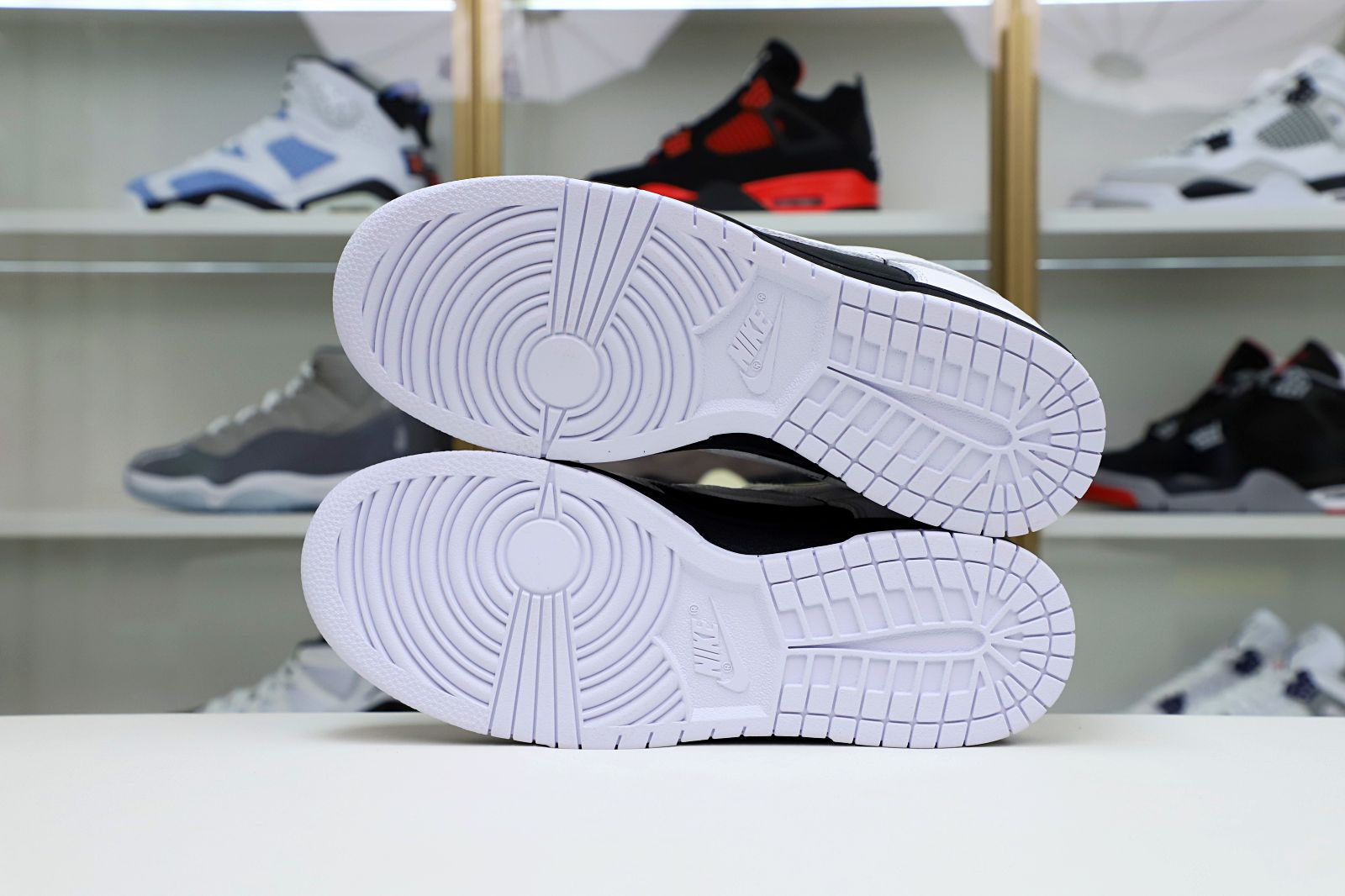 NIKE DUNK LOW RETRO REVERSE PANDA - FD9064-011 - finekick.vip