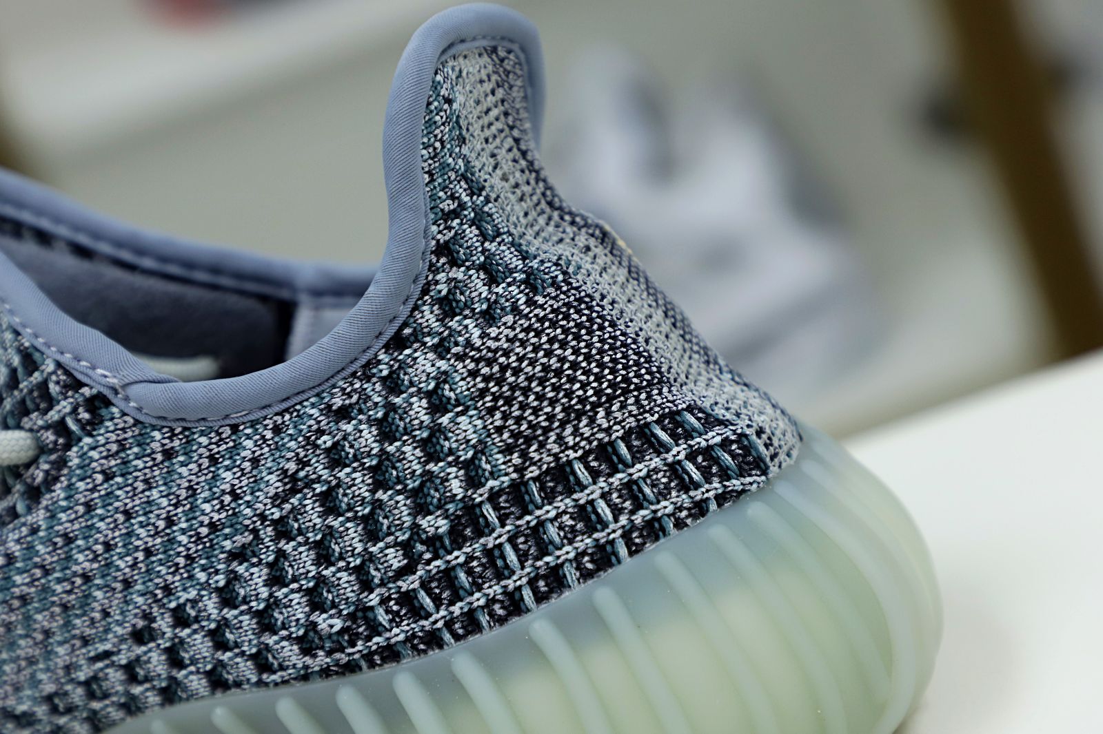 YEEZY BOOST 350 V2 'ASH BLUE - finekick.vip