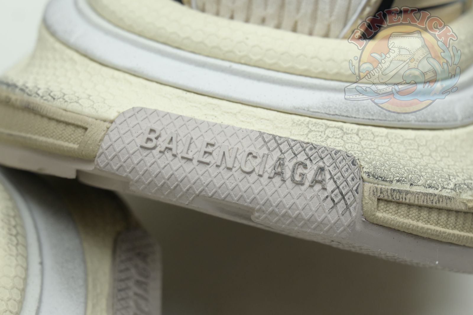 Balenciaga 3XL - finekick.vip