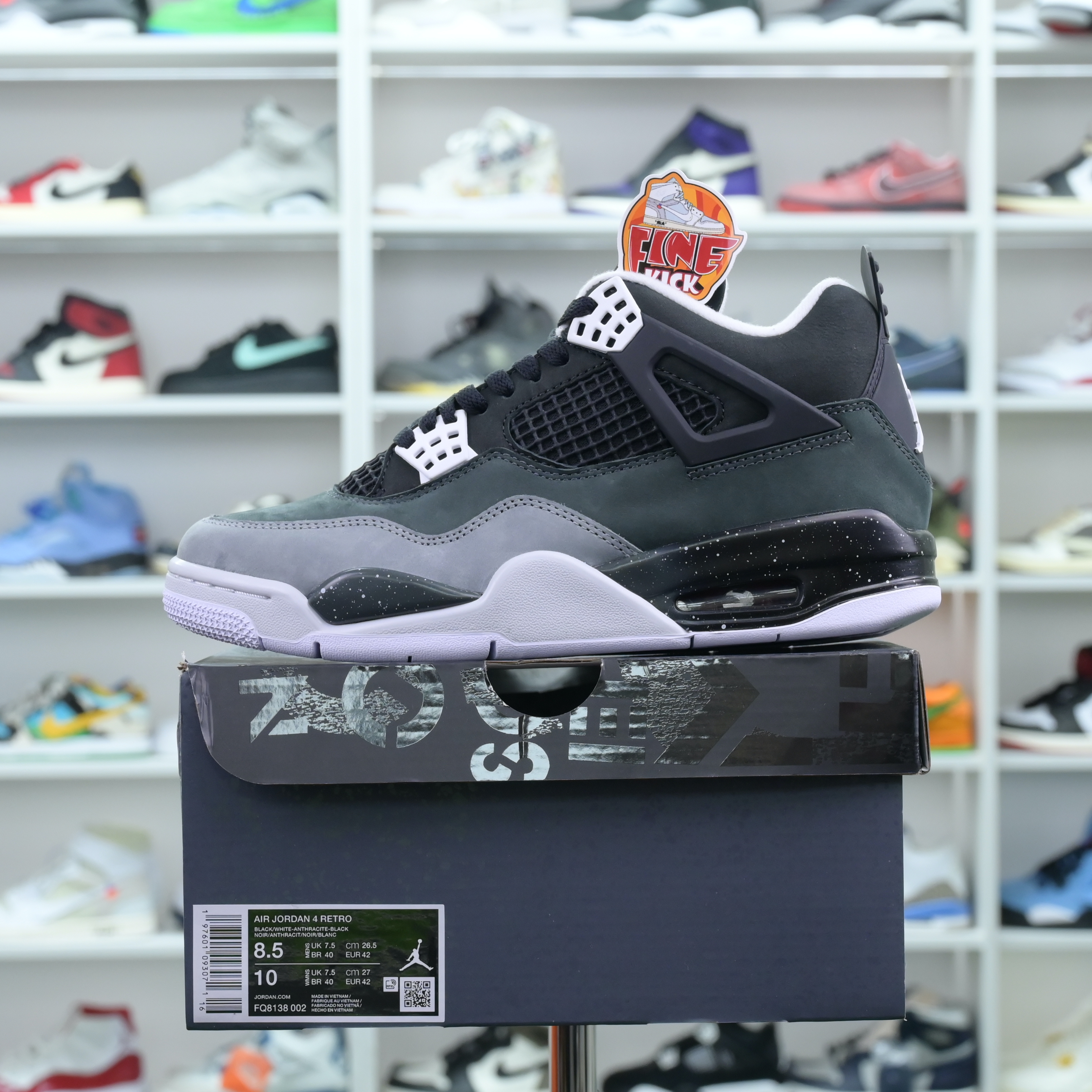 Air Jordan 4
