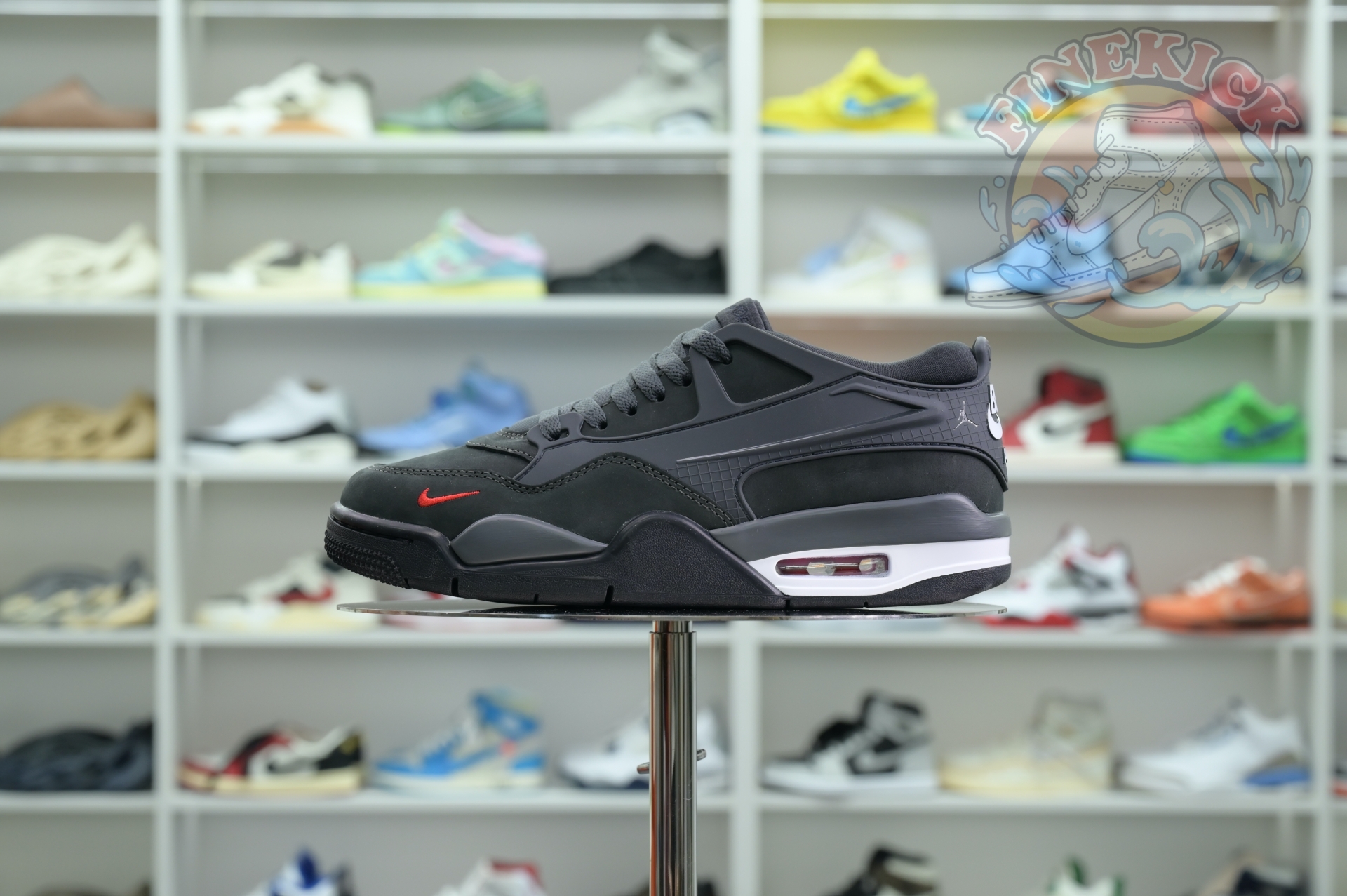 Nigel Sylvester x Air Jordan 4 RM SP “Anthracite” - finekick.vip