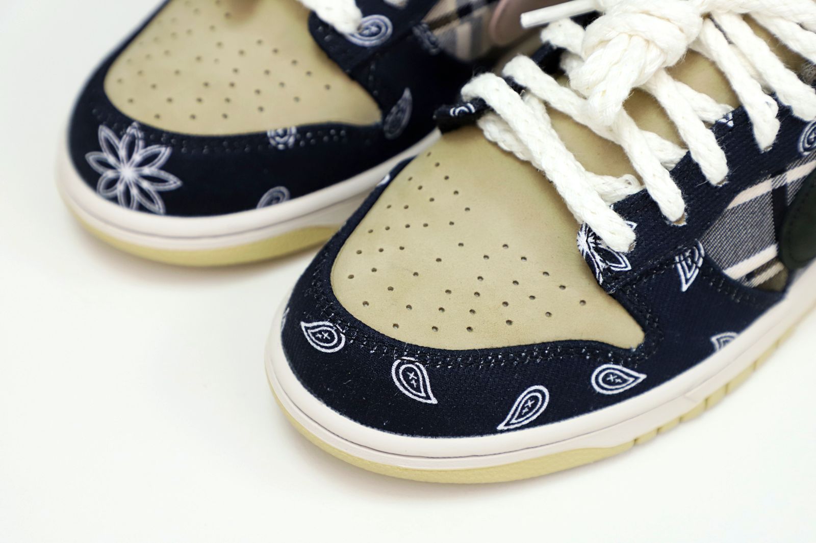 TRAVIS SCOTT X DUNK LOW PREMIUM QS SB 'CACTUS JACK' - finekick.vip