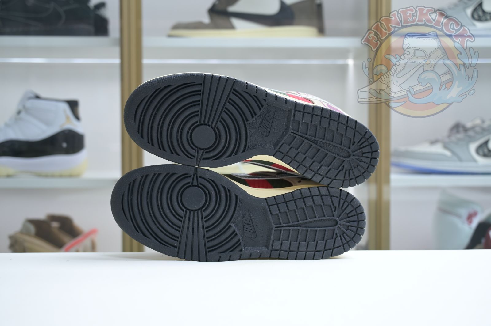 Nike Dunk SB Low Freddy Krueger - finekick.vip