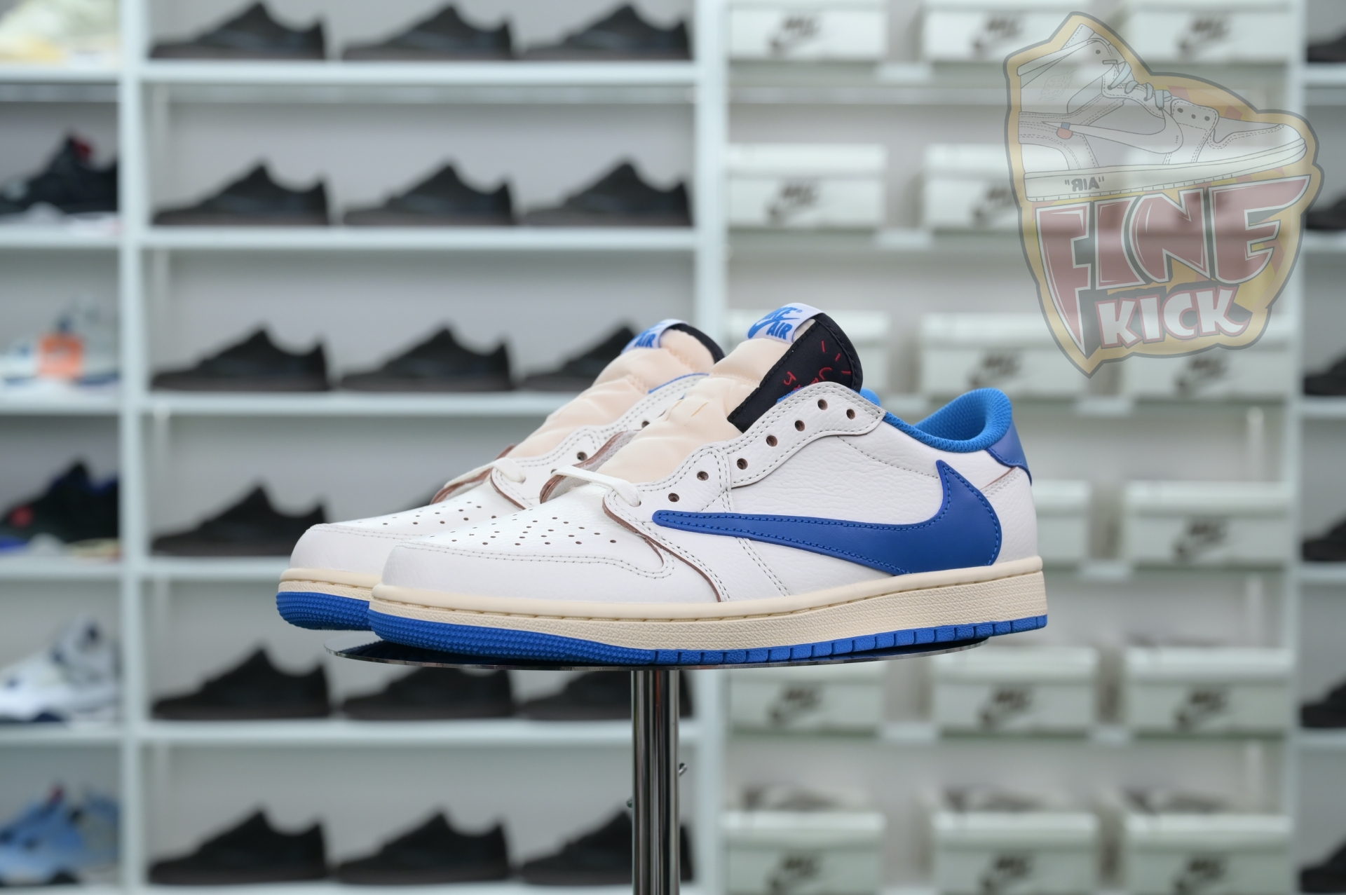 Travis Scott x Air Jordan 1 Low OG - finekick.vip