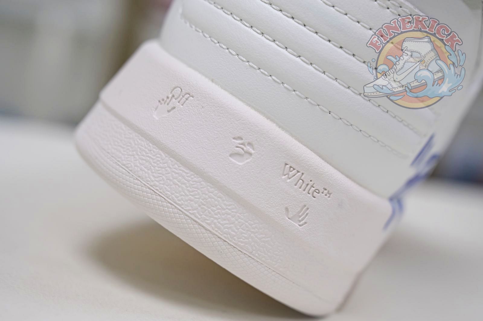 OFF-WHITE Ous Of Office - finekick.vip