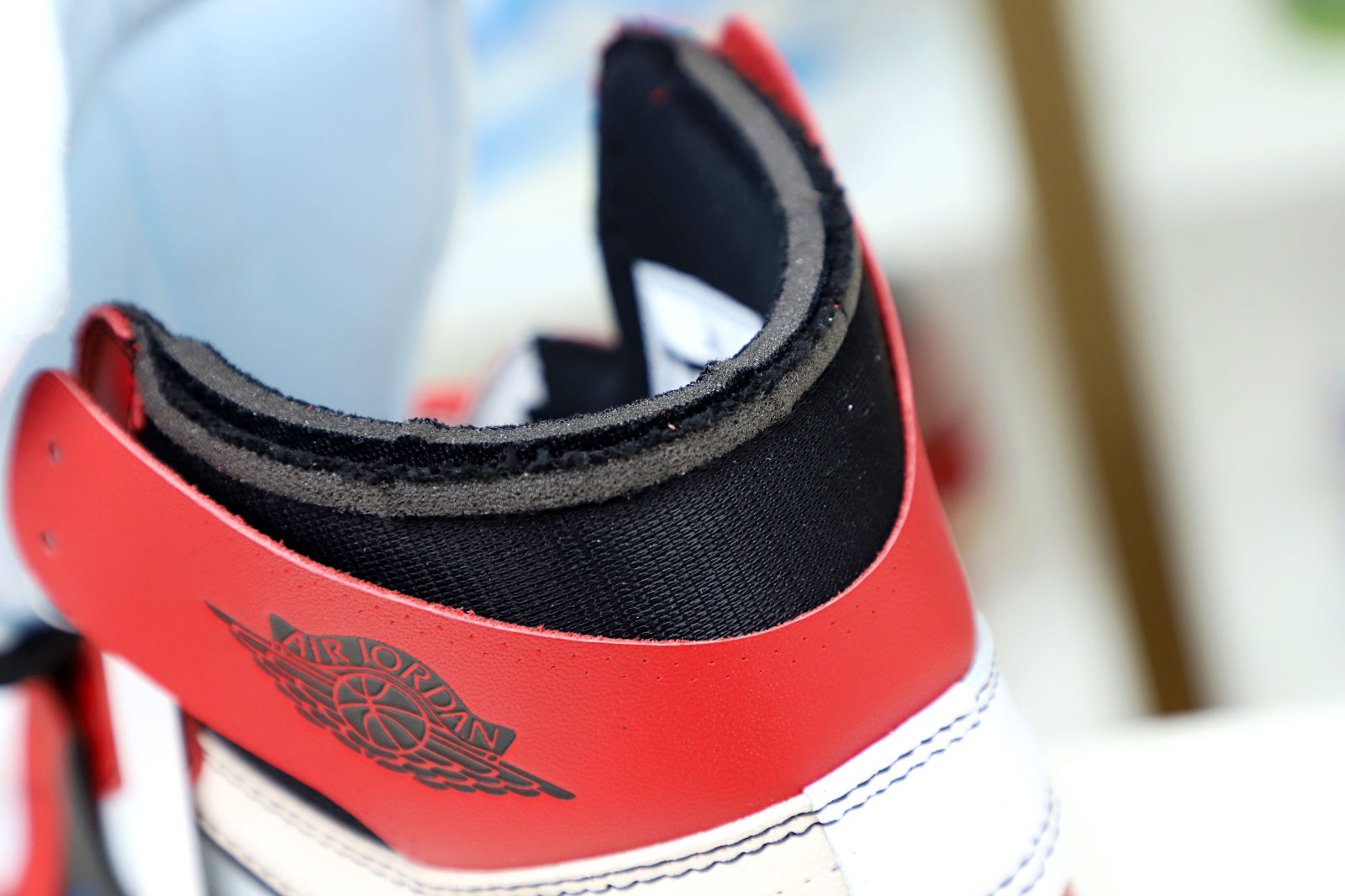 OFF-WHITE X AIR JORDAN 1 RETRO HIGH OG 'CHICAGO' - finekick.vip