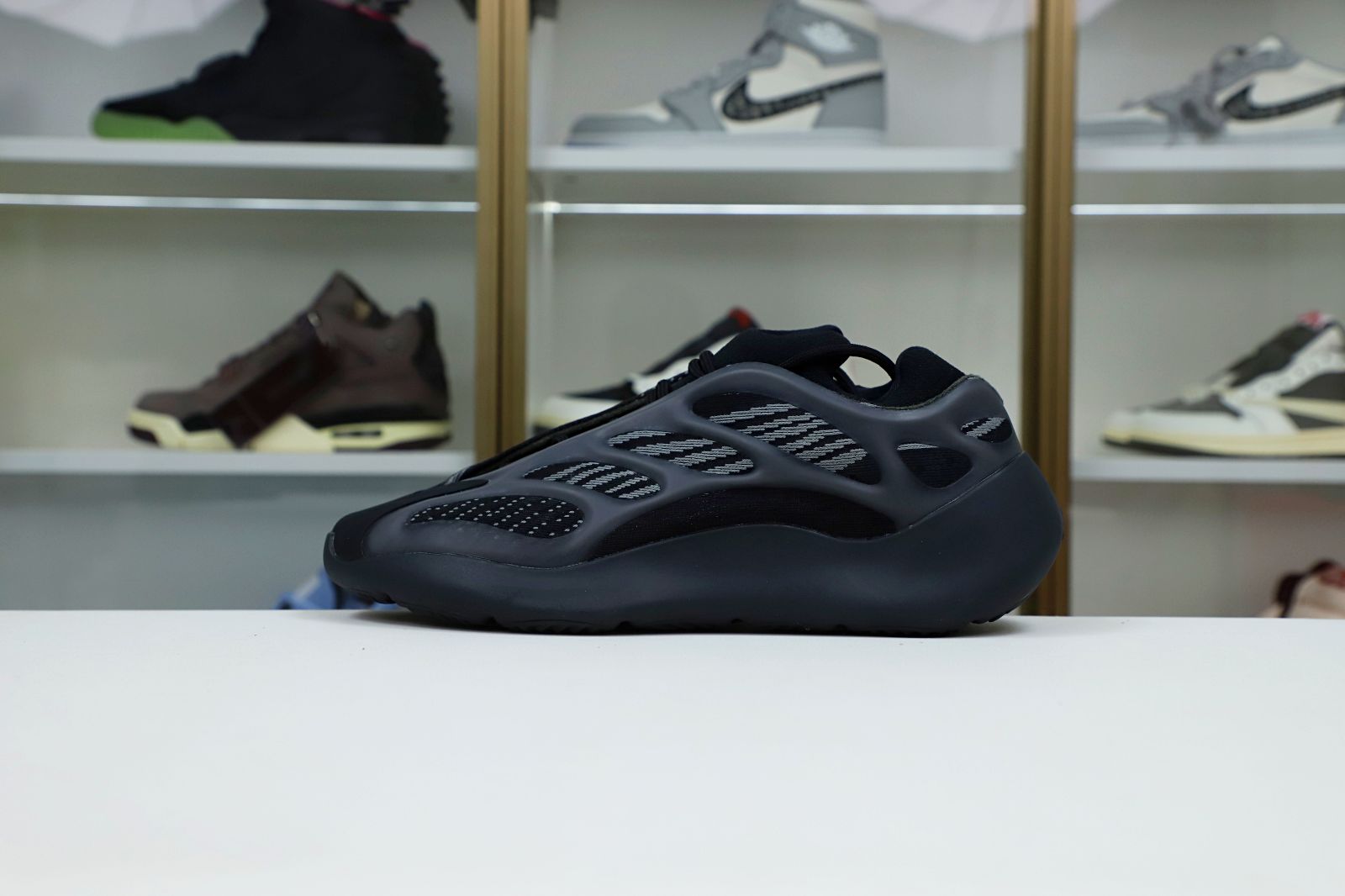 YEEZY 700 V3 'ALVAH' - finekick.vip