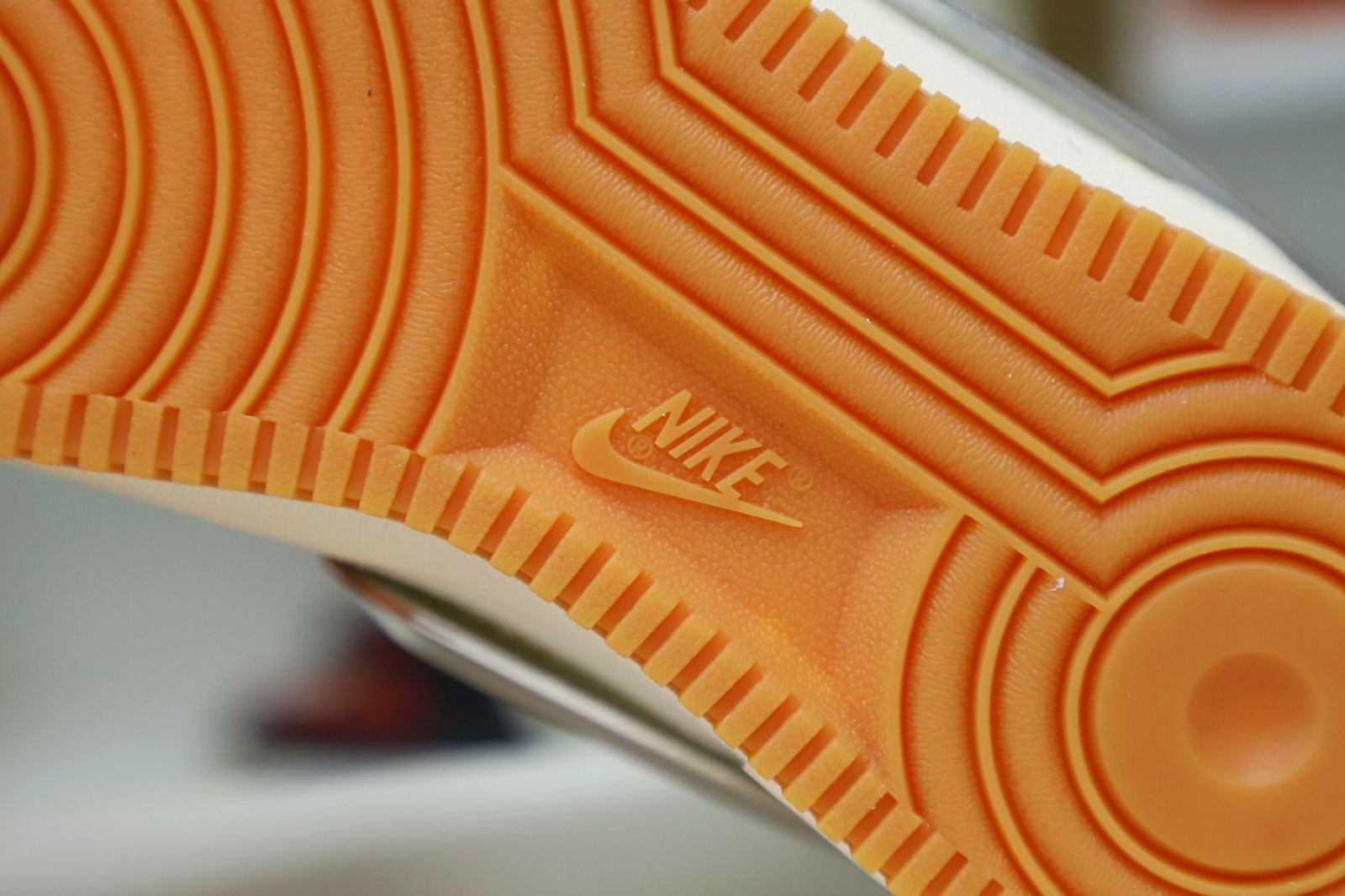 TRAVIS SCOTT X AIR FORCE 1 'SAIL' - finekick.vip