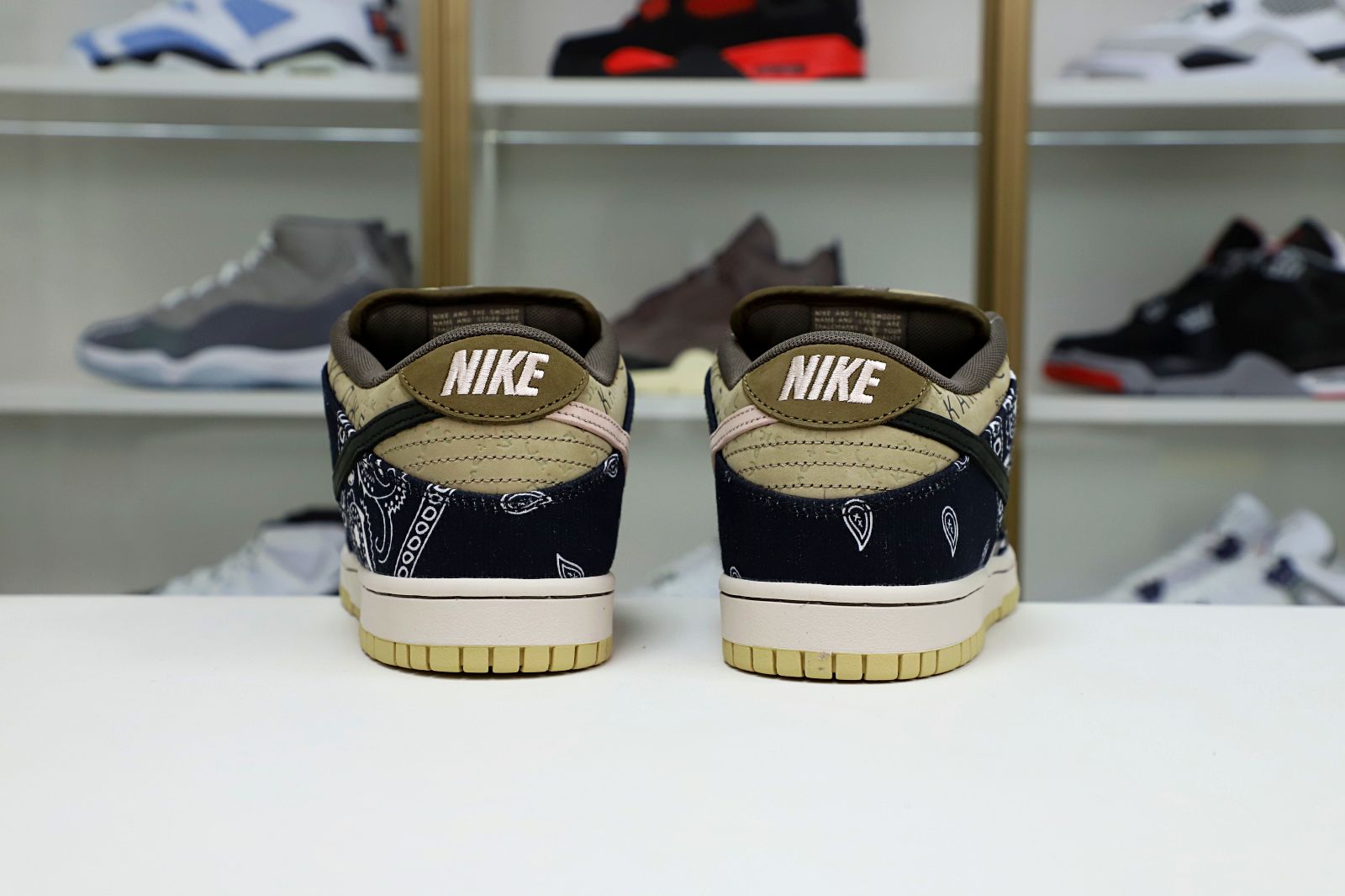 TRAVIS SCOTT X DUNK LOW PREMIUM QS SB 'CACTUS JACK' - finekick.vip