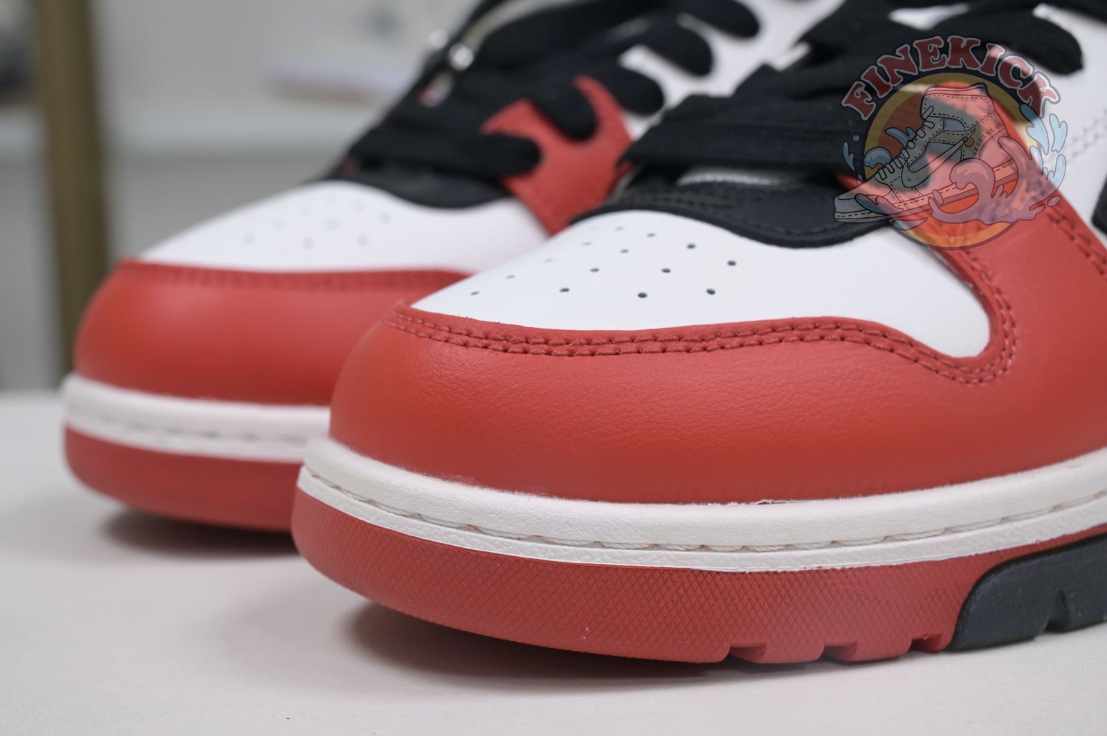 OFF-WHITE Ous Of Office - finekick.vip