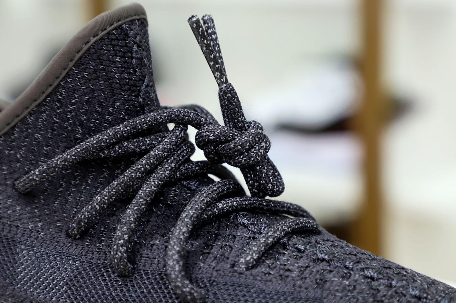 YEEZY BOOST 350 V2 'BLACK REFLECTIVE' - finekick.vip