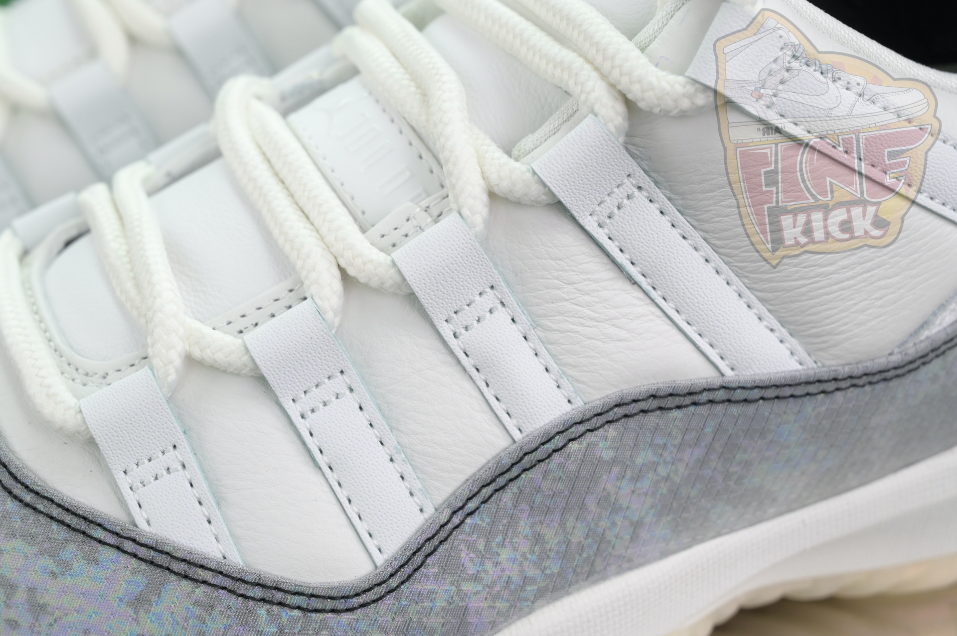 Air Jordan 11 Low  CNY - finekick.vip