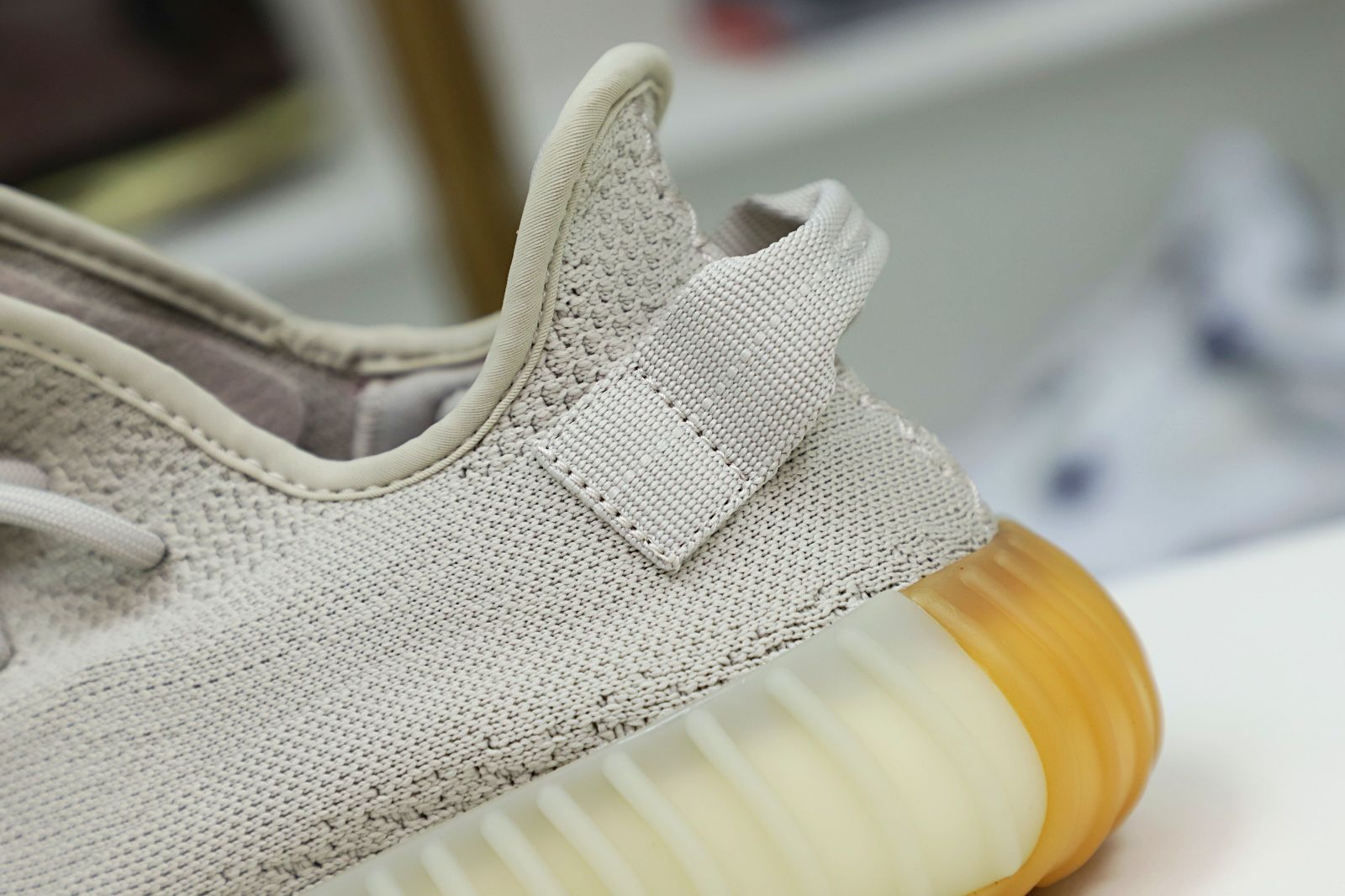 YEEZY BOOST 350 V2 'SESAME' - finekick.vip