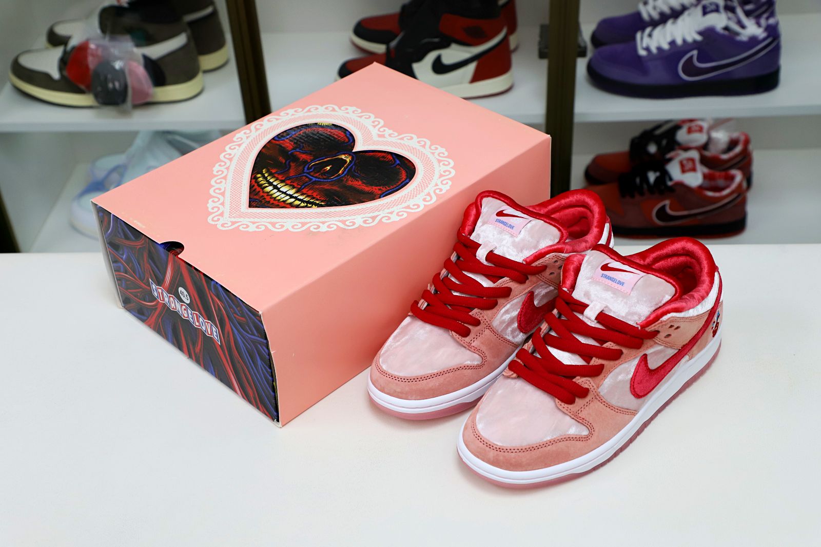 STRANGELOVE X DUNK LOW SB 'VALENTINE'S DAY' - finekick.vip