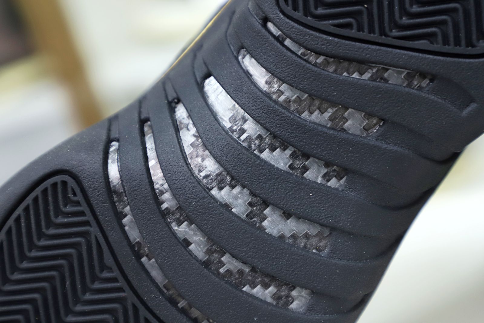AIR JORDAN 12 RETRO 'ROYALTY' - finekick.vip